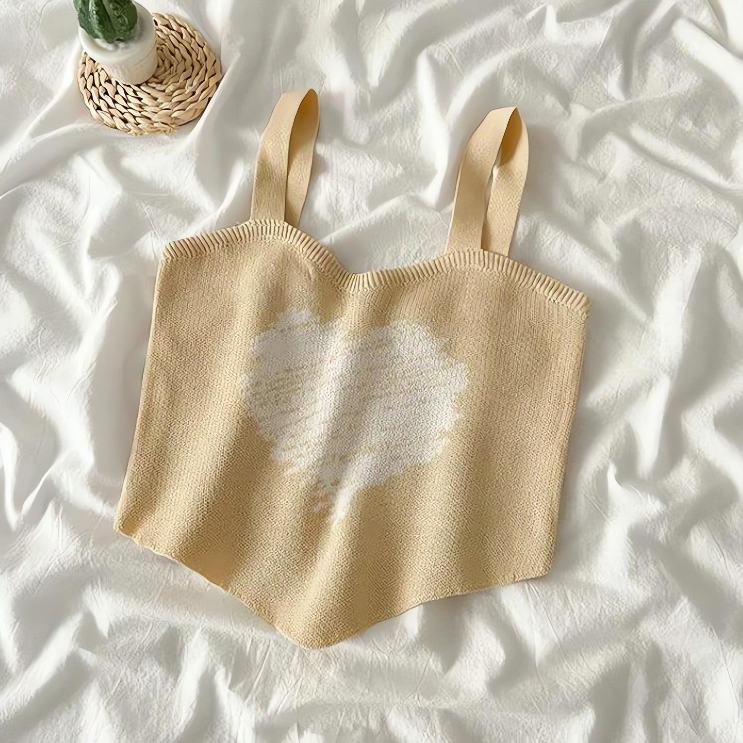 Asymmetric Heart Knitted Crop Top - KAYSMAR