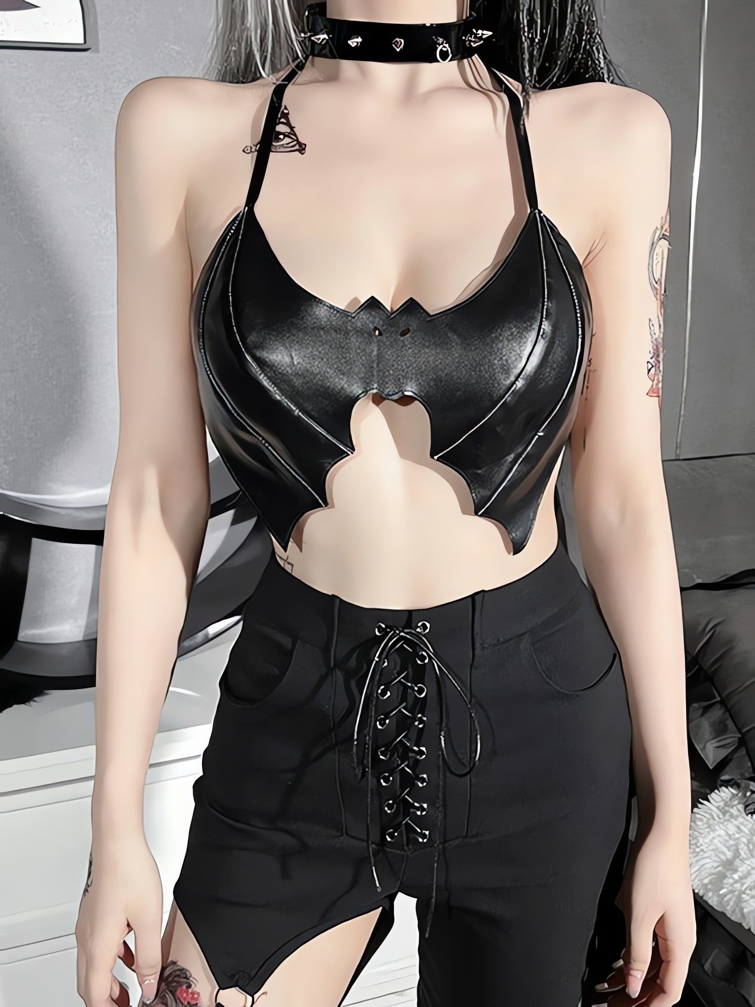 Bat Halter Top - KAYSMAR