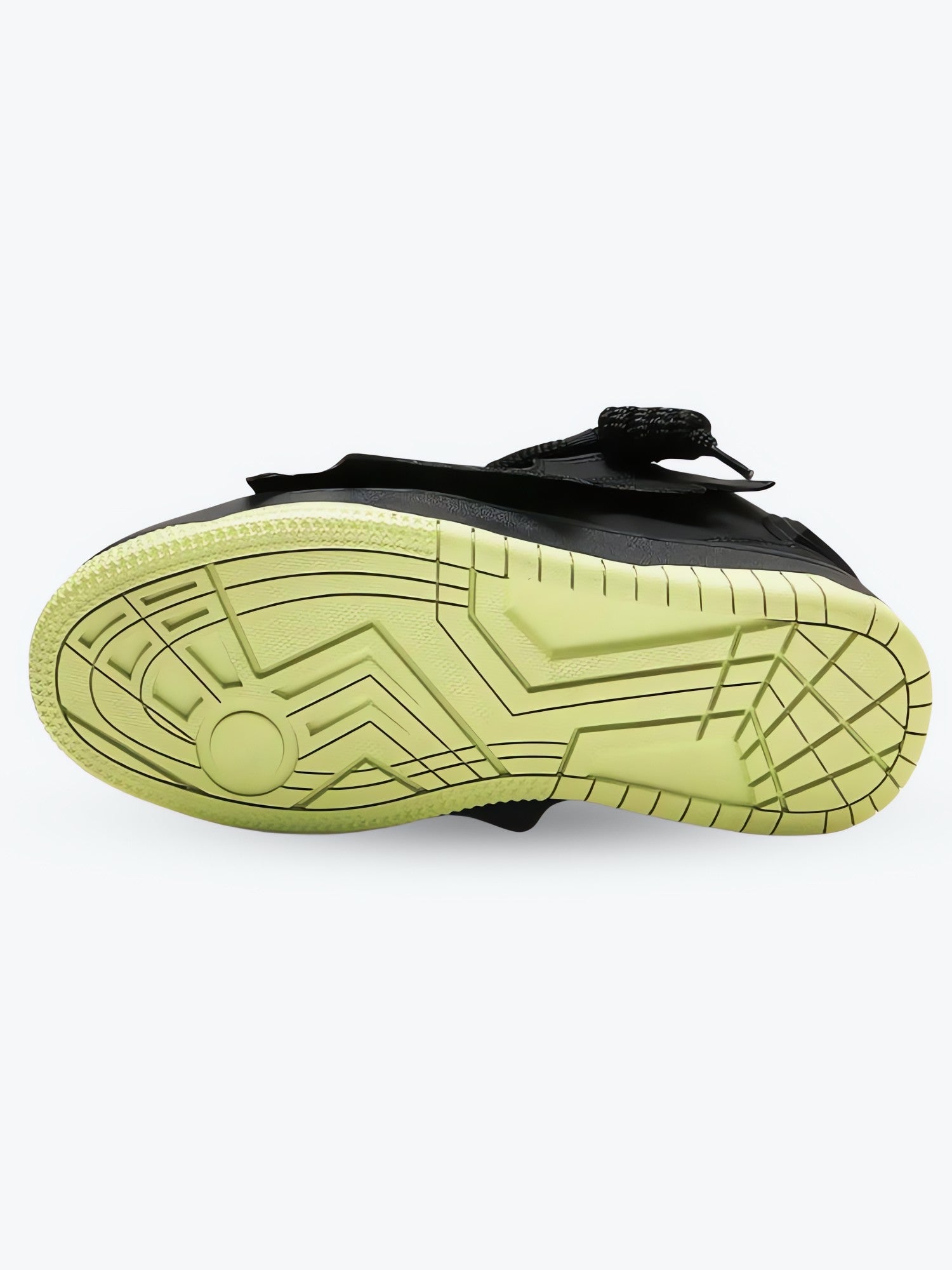 Bat Patch Sneakers - KAYSMAR