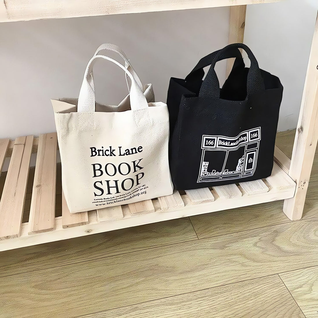 Brick Lane Bookshop Cloth Bag - KAYSMAR