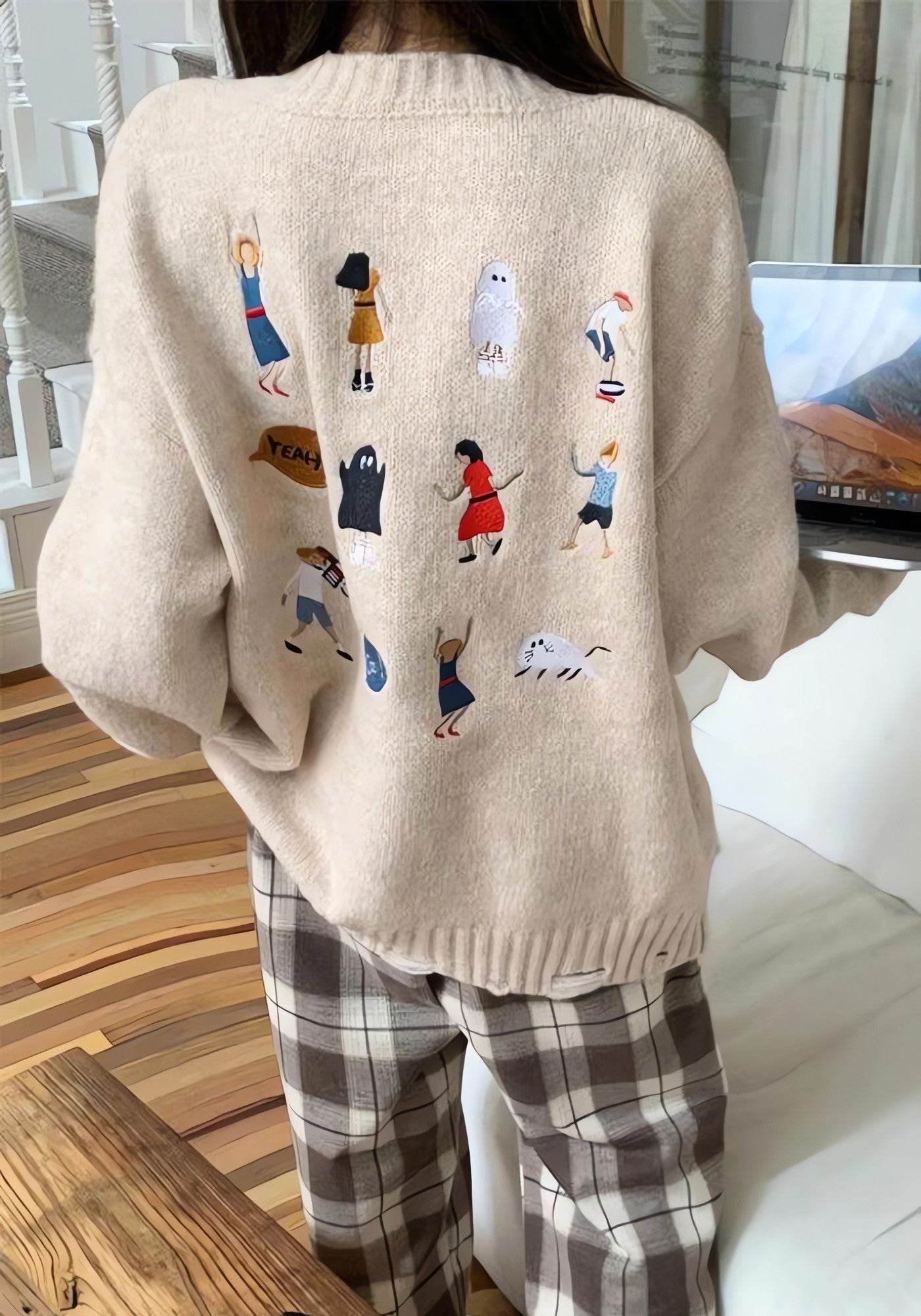 Cartoon Embroidered Knitted Sweater - KAYSMAR
