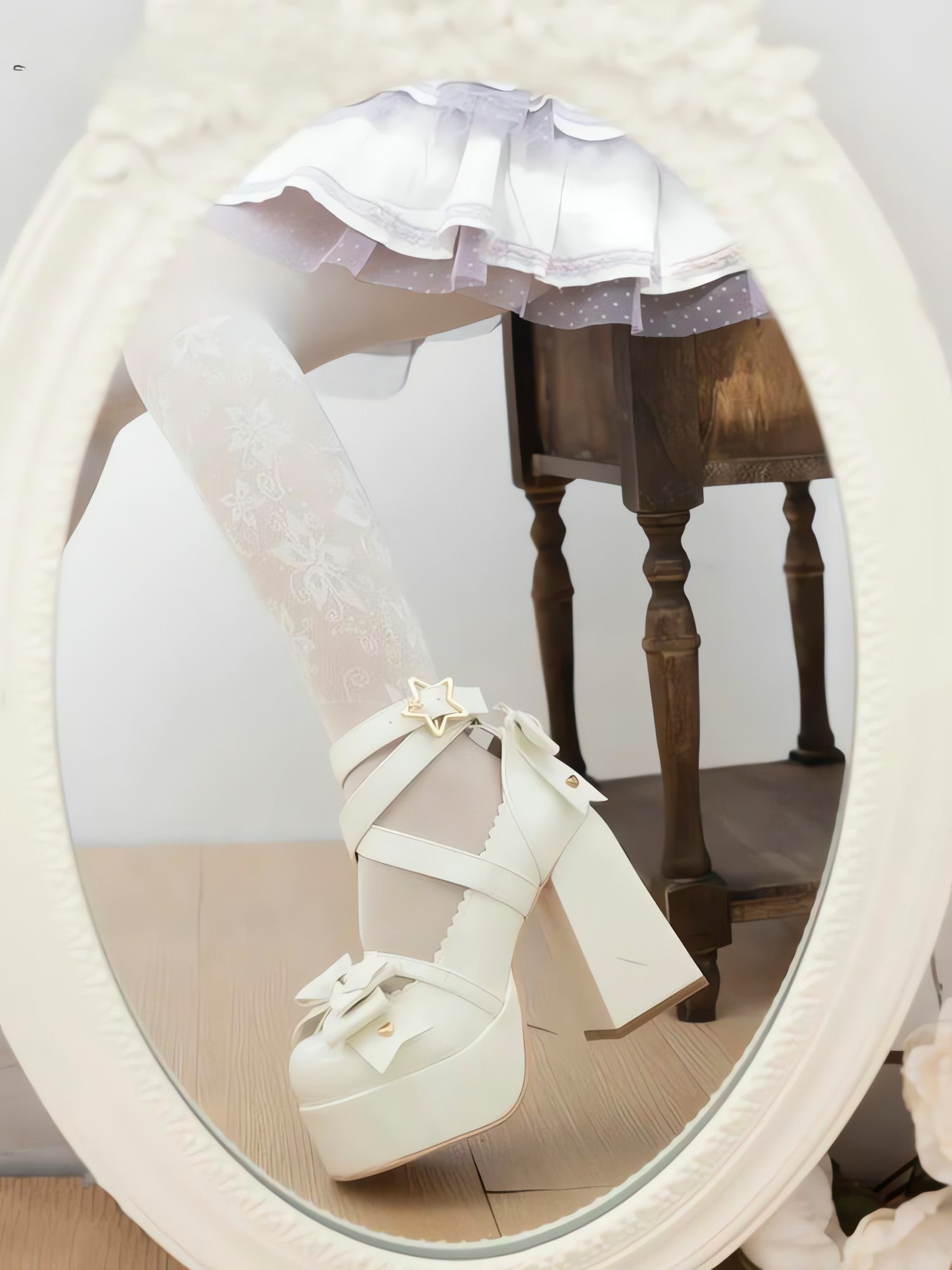 Coquette Bow Star Buckled Platform High Heels - KAYSMAR