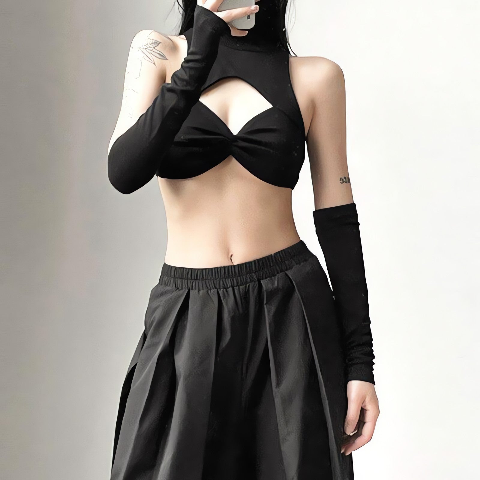 Detachable Sleeved Turtleneck Halter Top - KAYSMAR