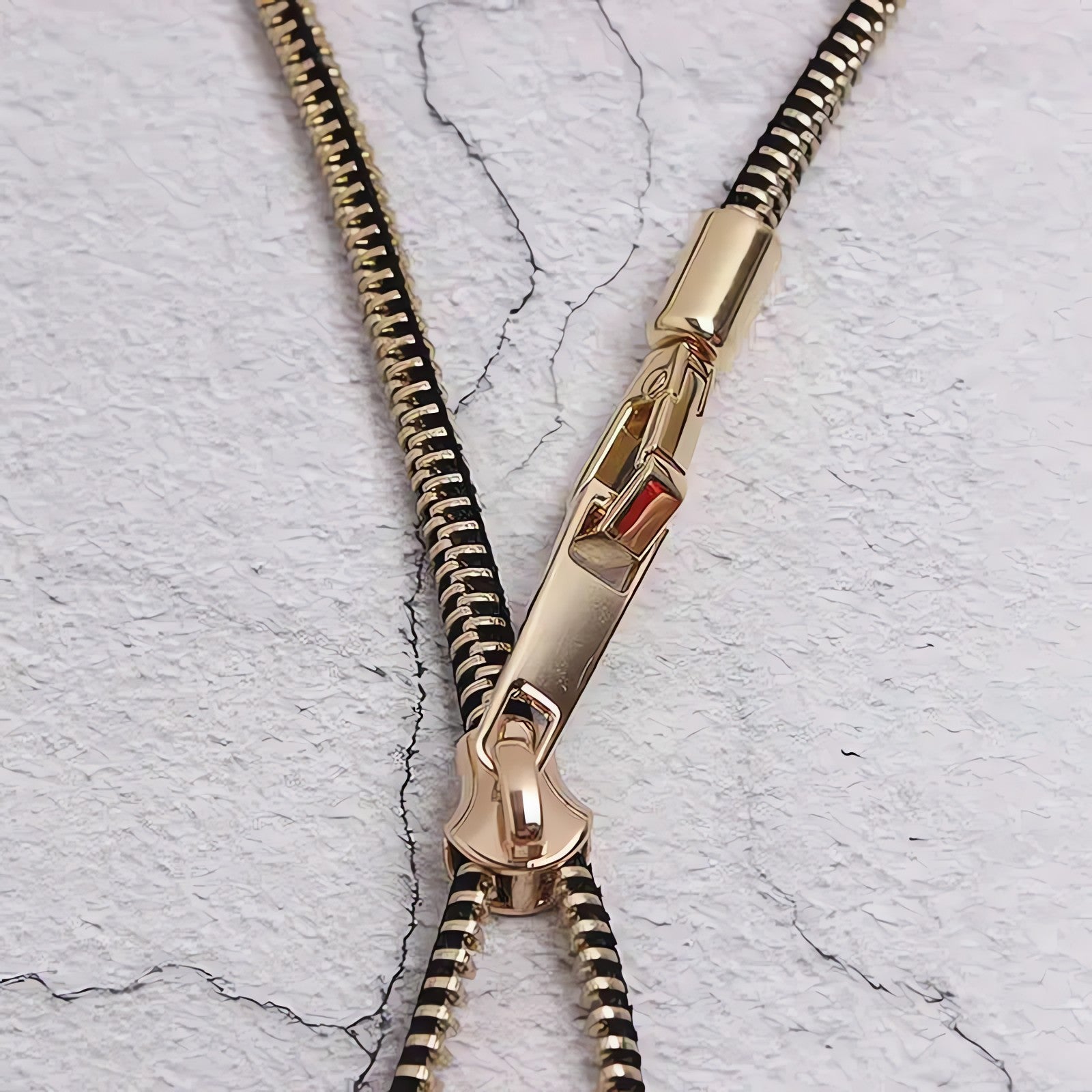 Edgy Adjustable Zipper Necklace - KAYSMAR