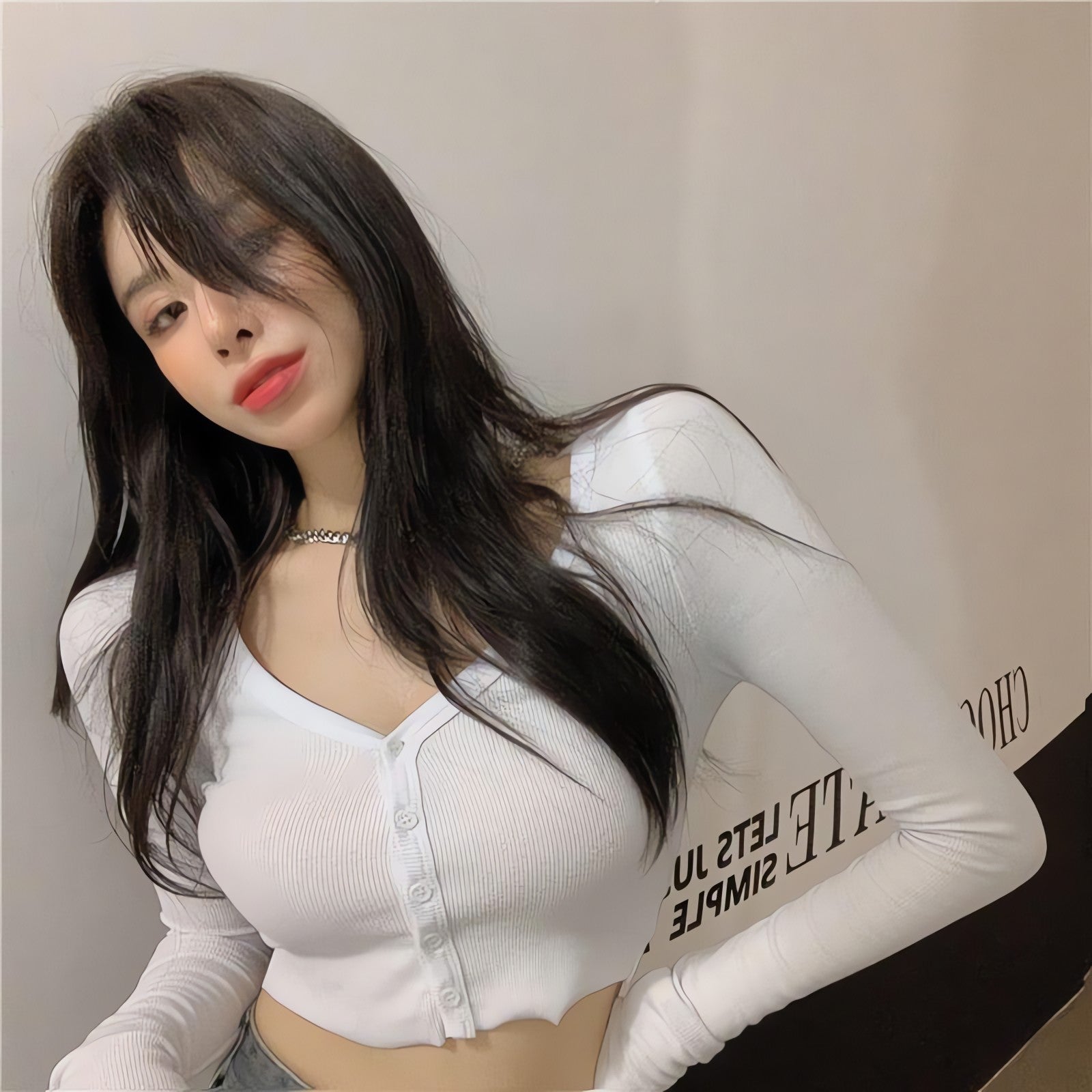 Extra Long Sleeves Buttoned Crop Top - KAYSMAR