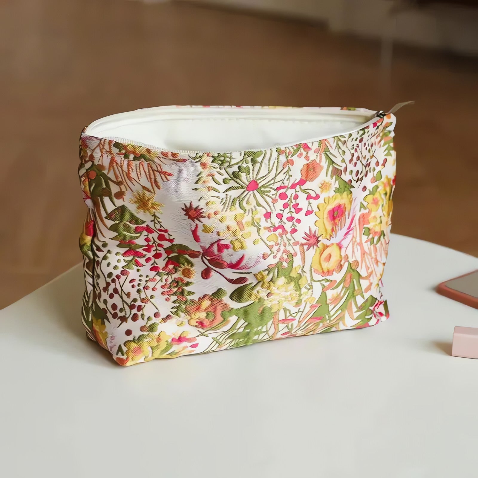 Floral Embroidered Makeup Bag - KAYSMAR