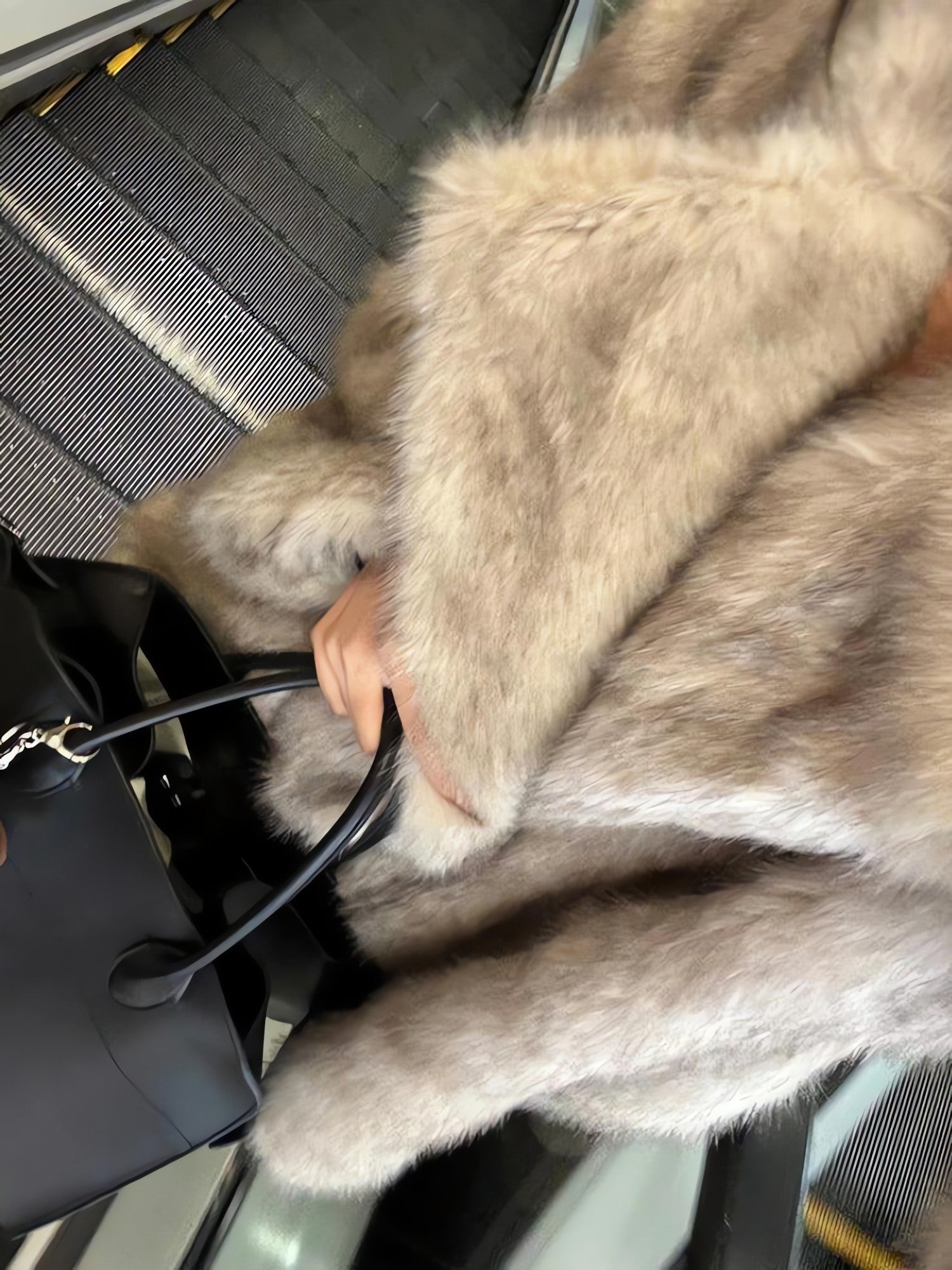 Fluffy Faux Fur Jacket - KAYSMAR