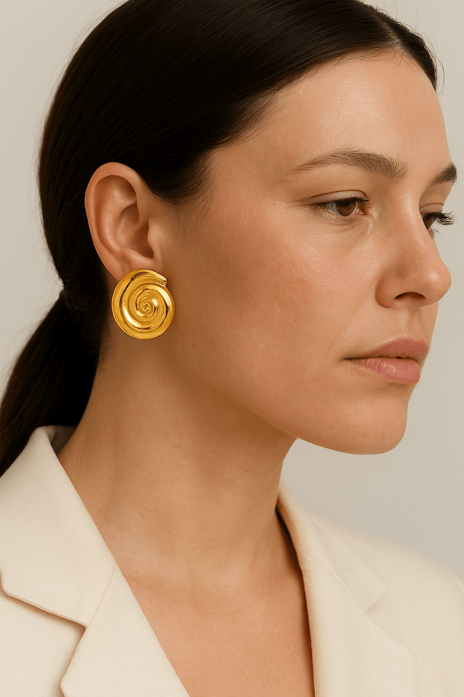 Gold Sea Shell Necklace & Earrings - KAYSMAR