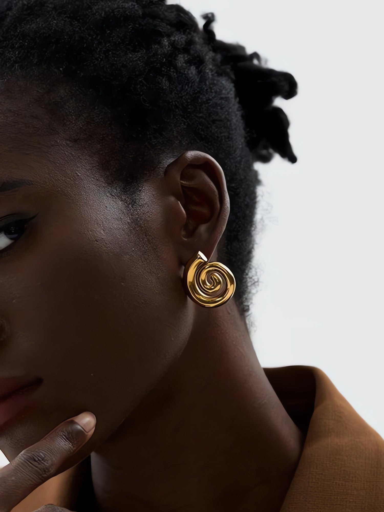 Gold Sea Shell Necklace & Earrings - KAYSMAR