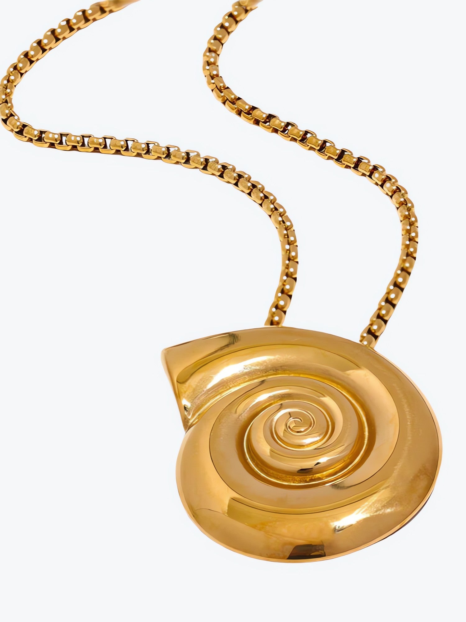 Gold Sea Shell Necklace & Earrings - KAYSMAR