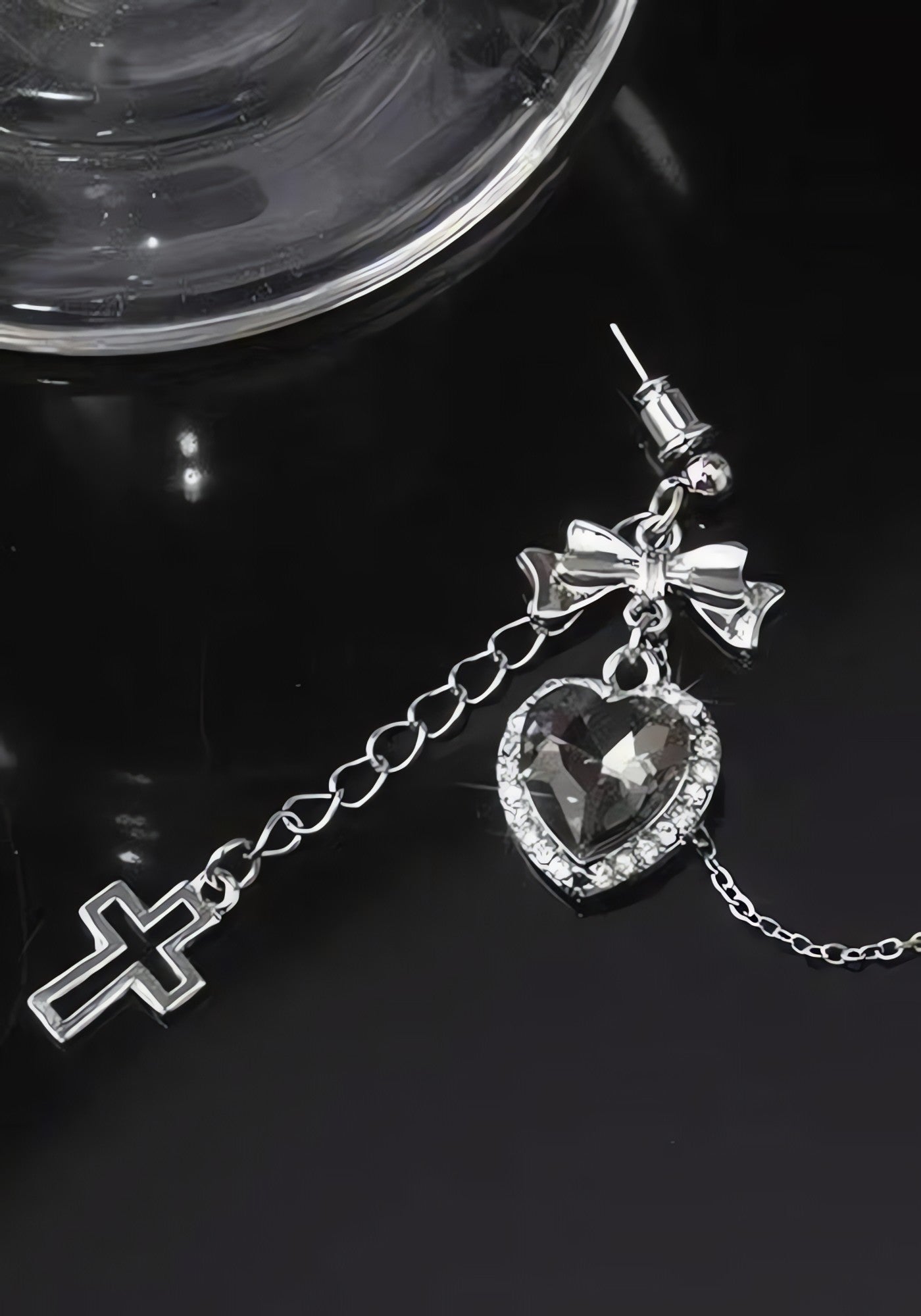 Goth Heart Cross Chain Earrings - KAYSMAR