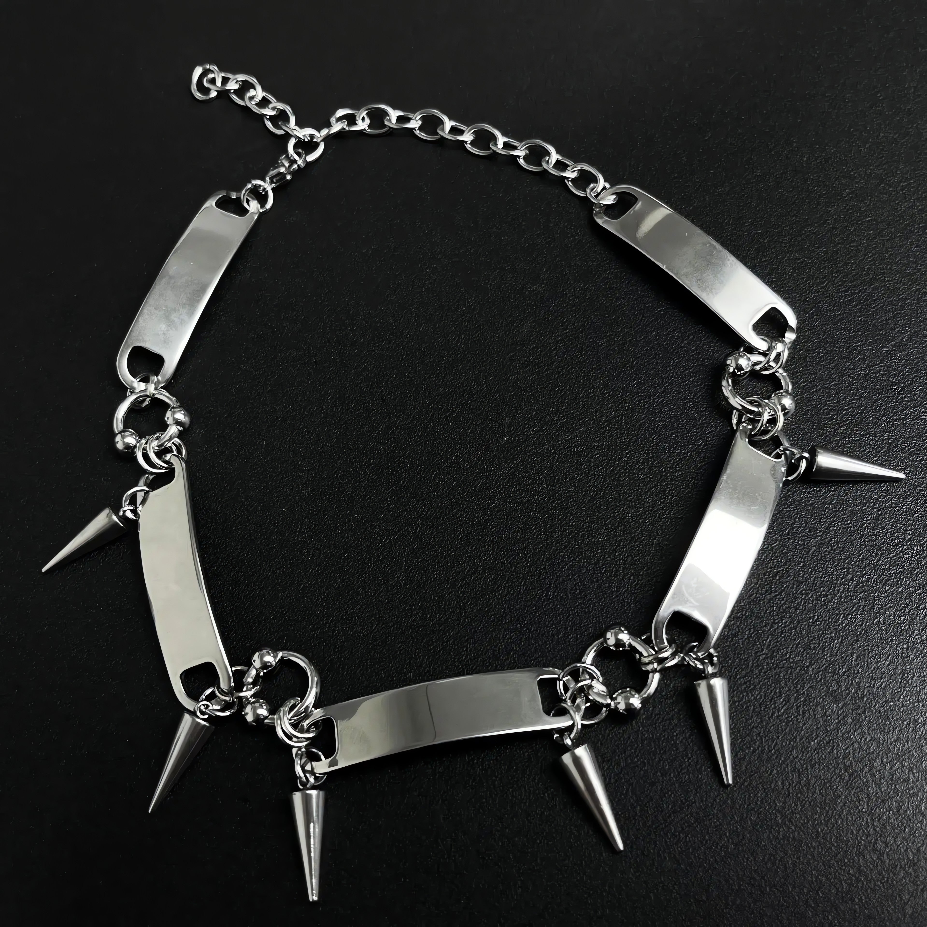 Goth Spiked Metal Choker - KAYSMAR