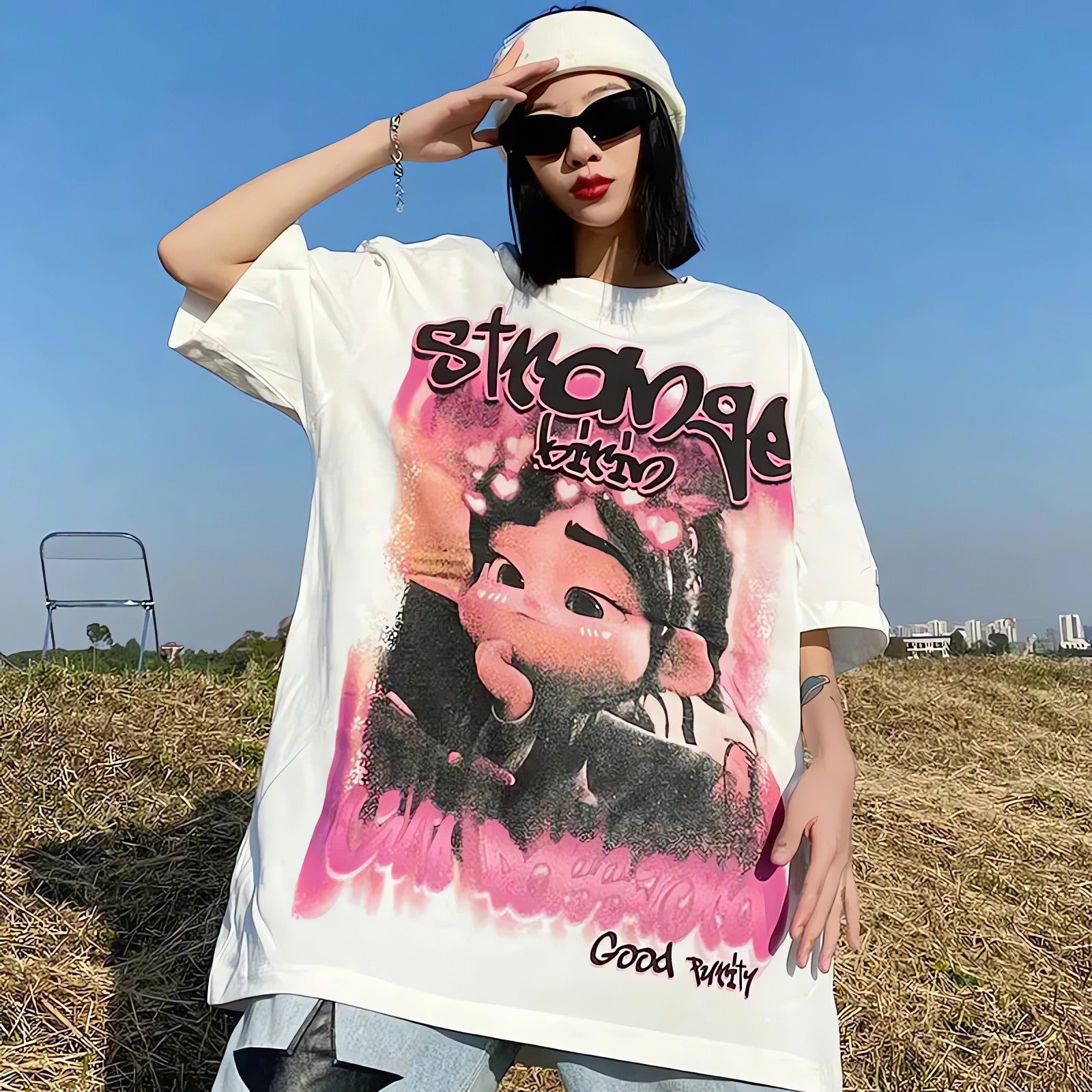 Graffiti Strange Graphic Tee - KAYSMAR