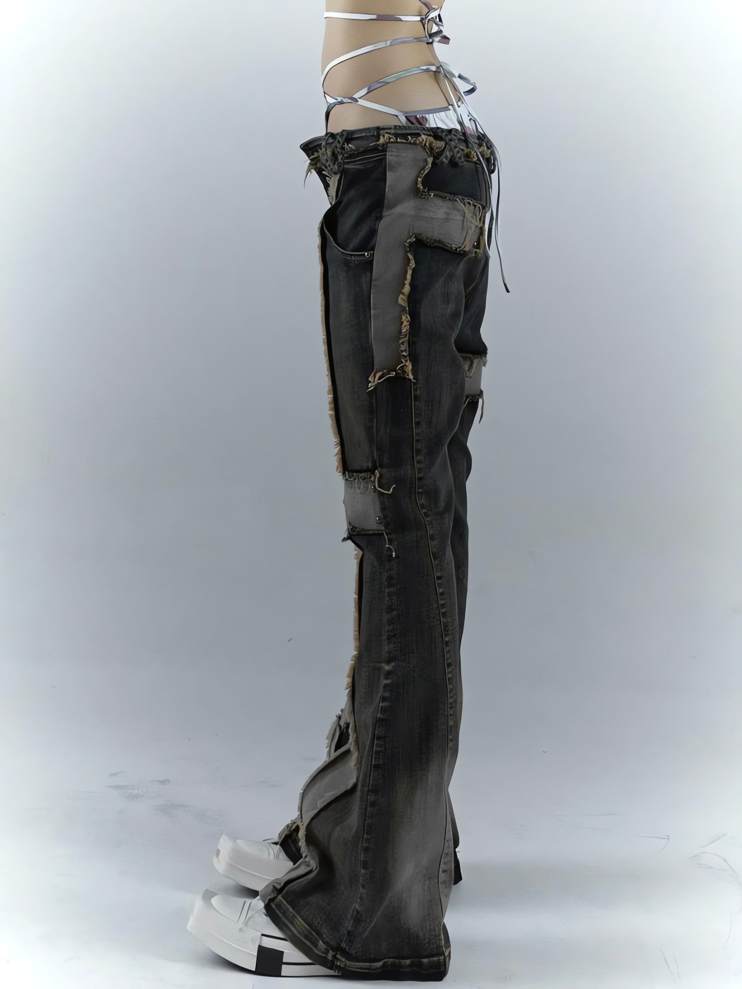 Grunge Cross Patch Jeans - KAYSMAR