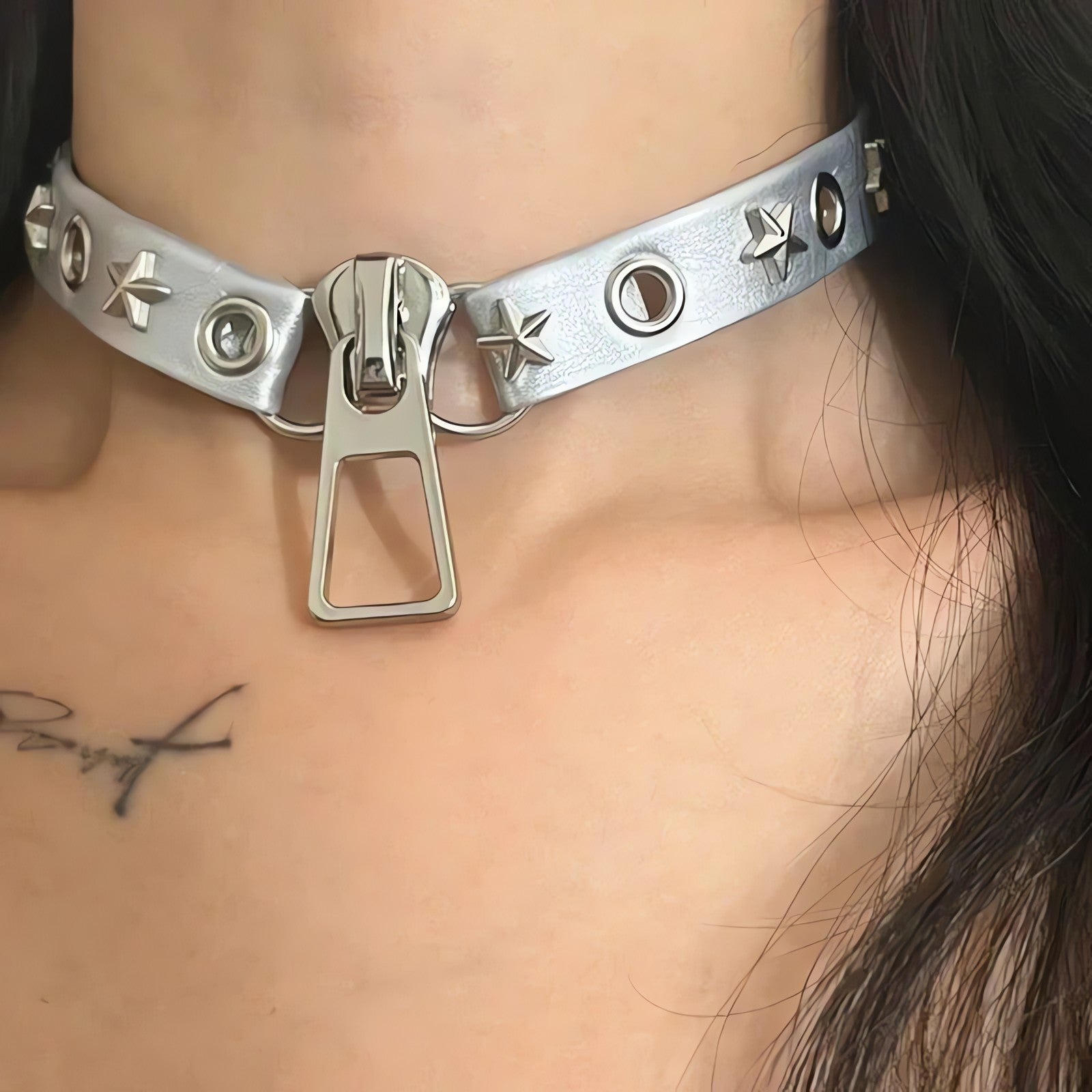 Grunge Zip Pendant Choker Necklace - KAYSMAR