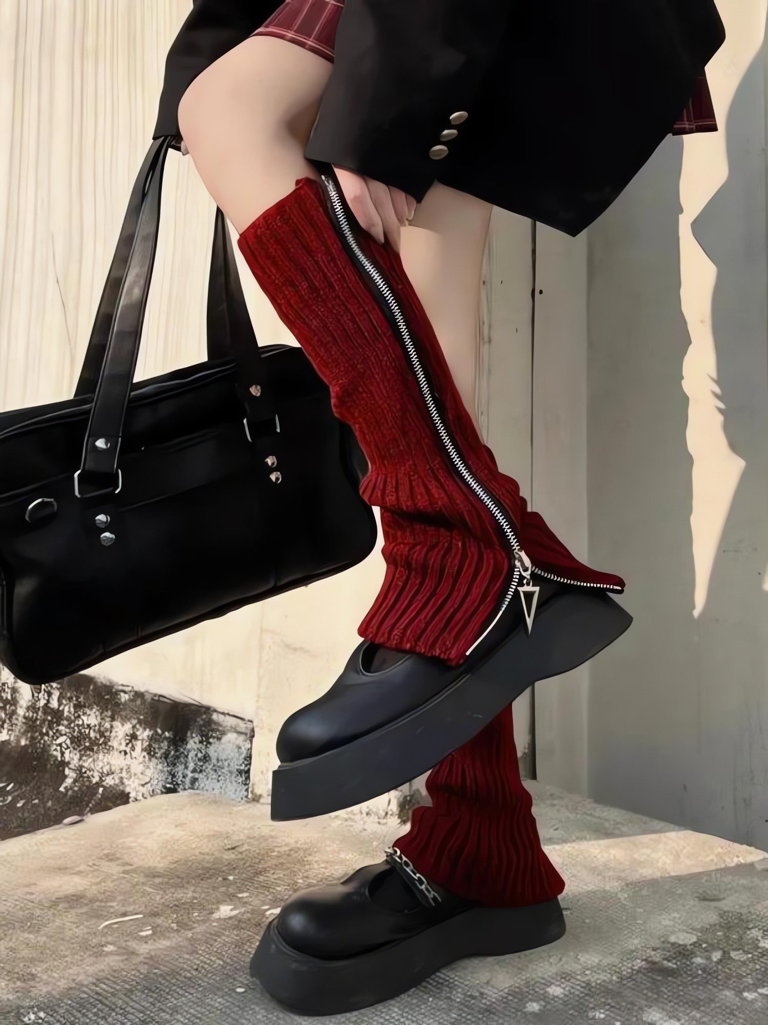 Grunge Zip-Up Knitted Leg Warmers - KAYSMAR