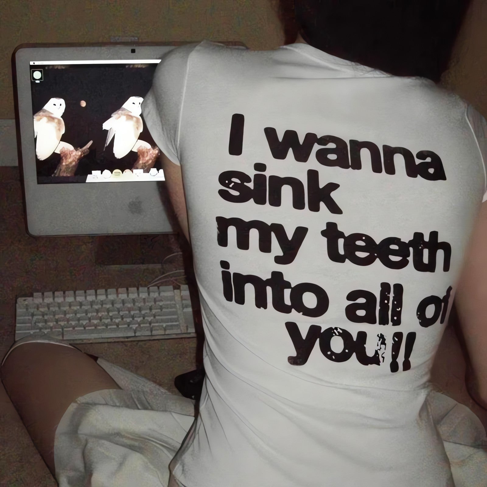 I Wanna Sink My Teeth Tee - KAYSMAR