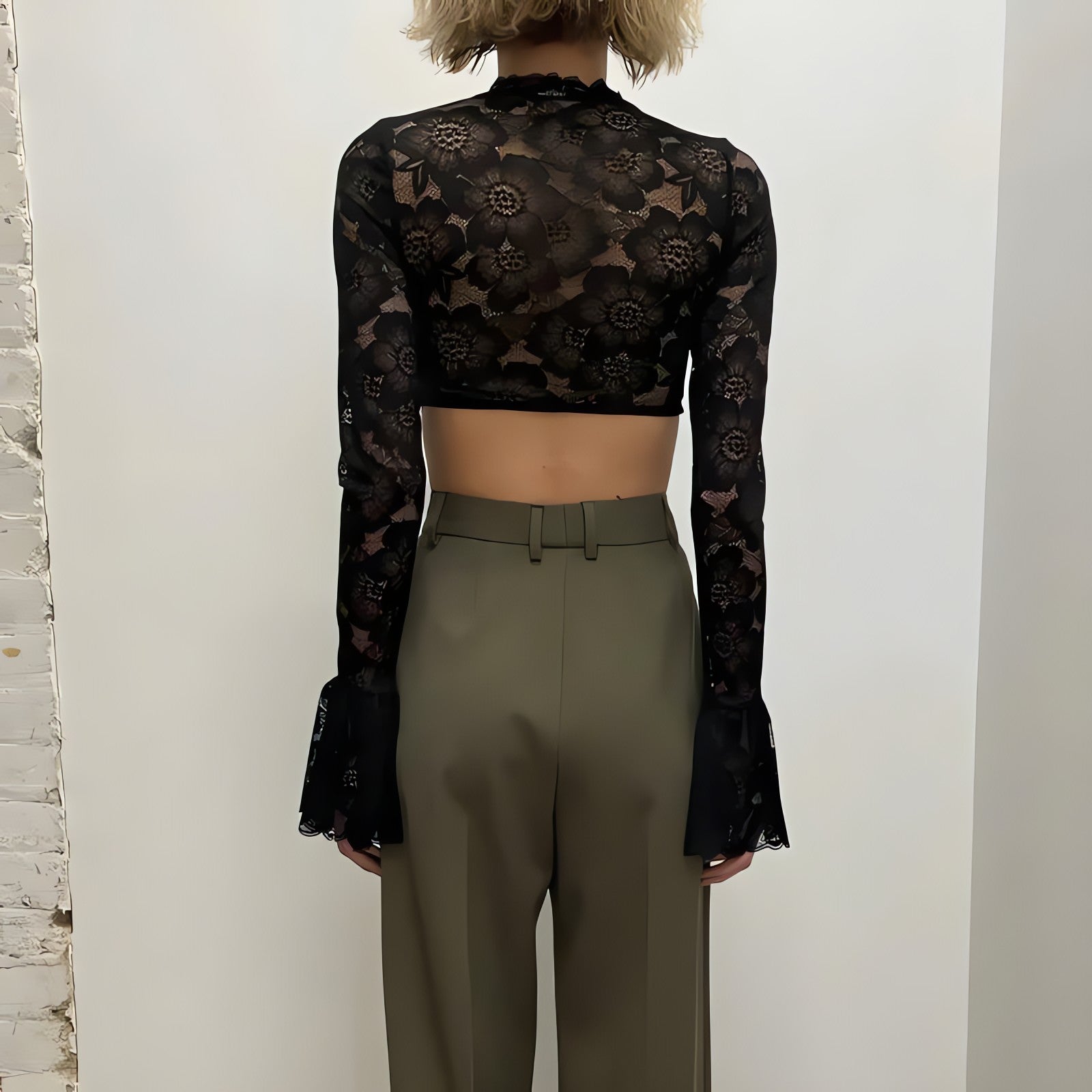 Lace Flare Cuffs Crop Top - KAYSMAR