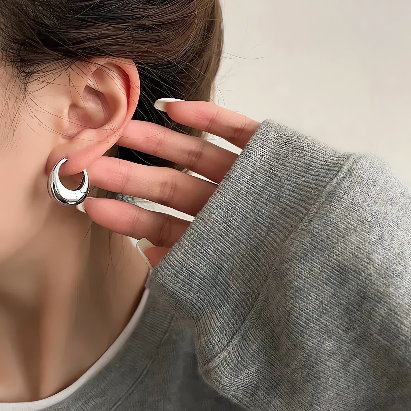 Minimal Round Earrings - KAYSMAR