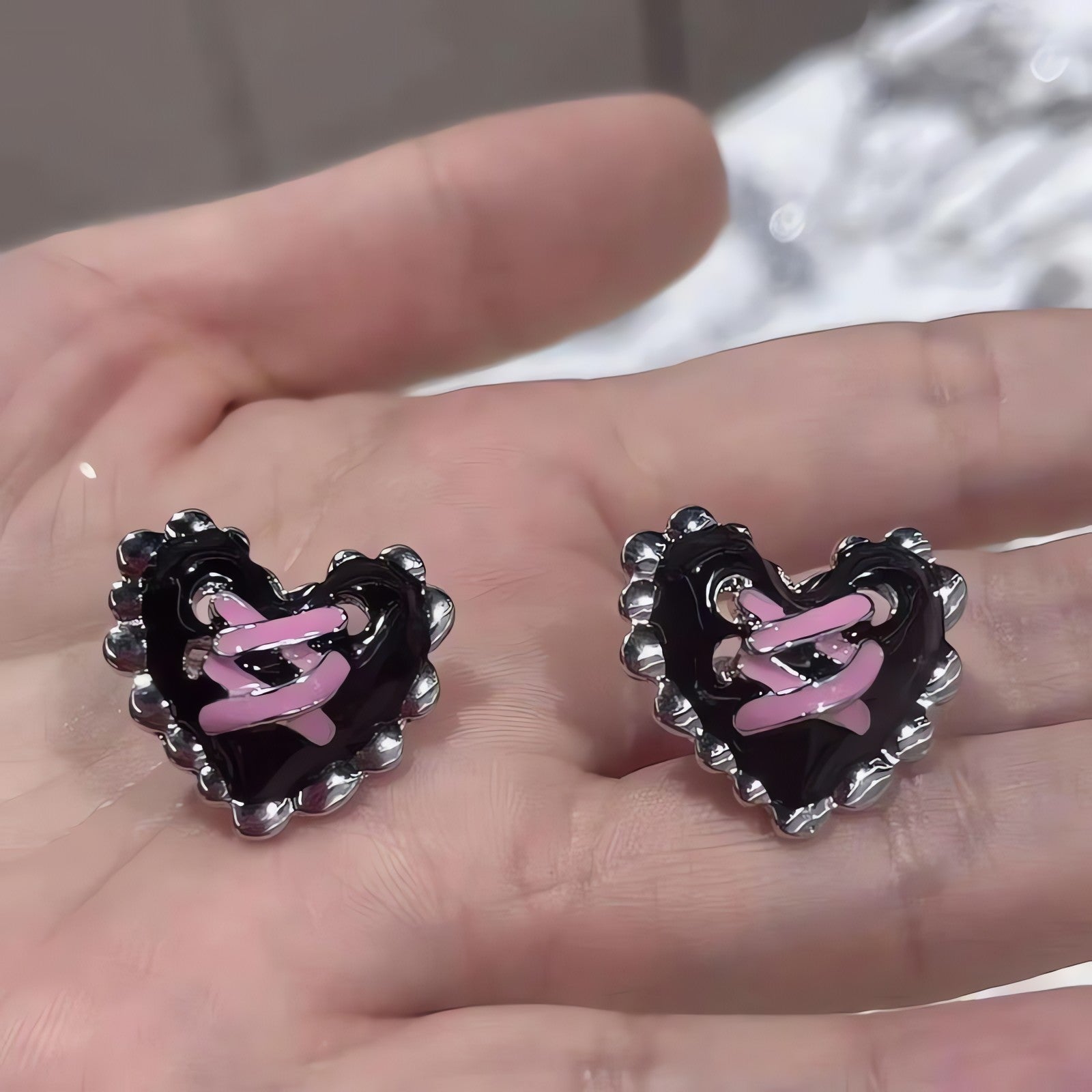 Pastel Goth Corset Heart Earrings - KAYSMAR