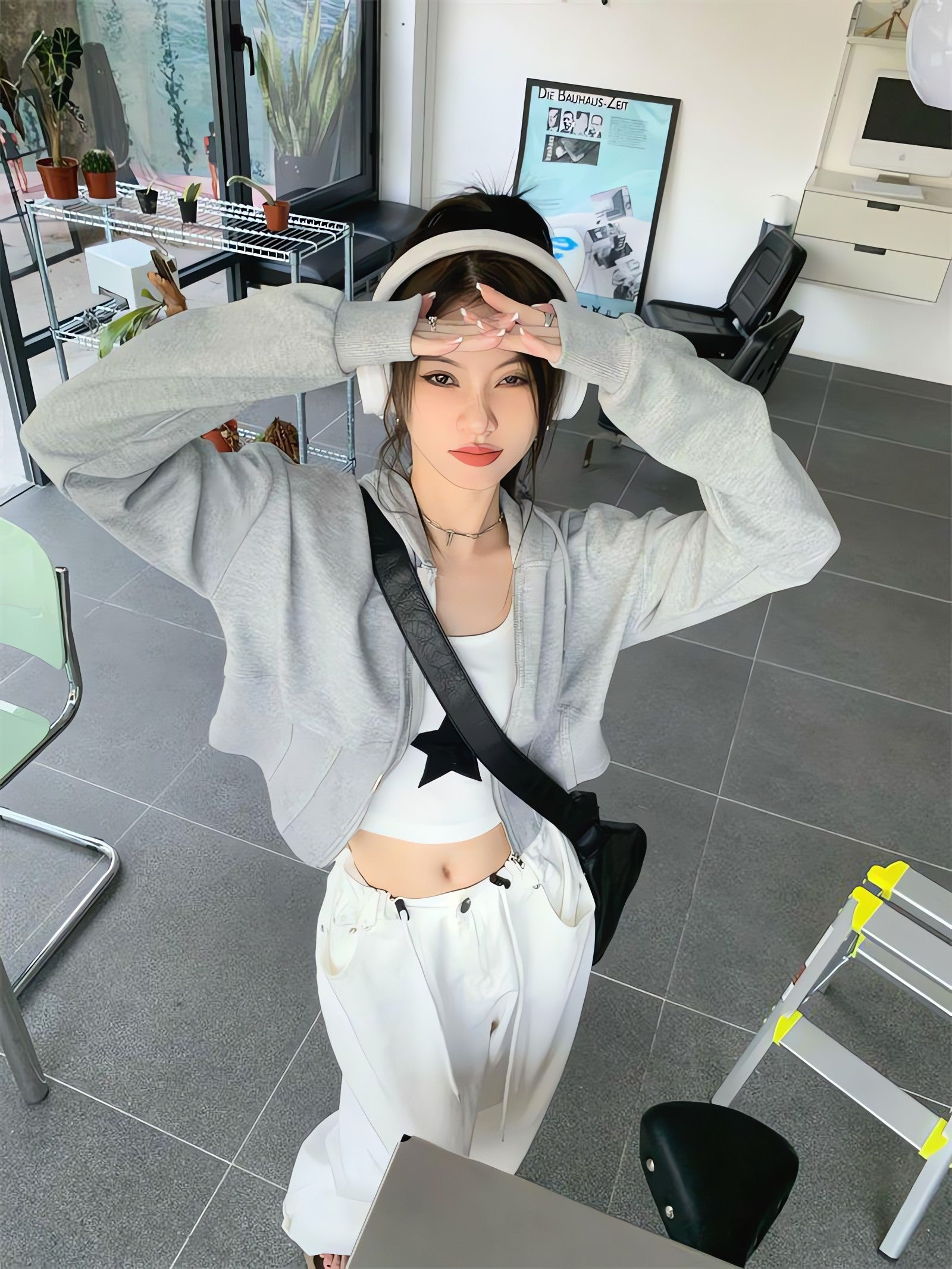 Soft Girl Cropped Hoodie - KAYSMAR