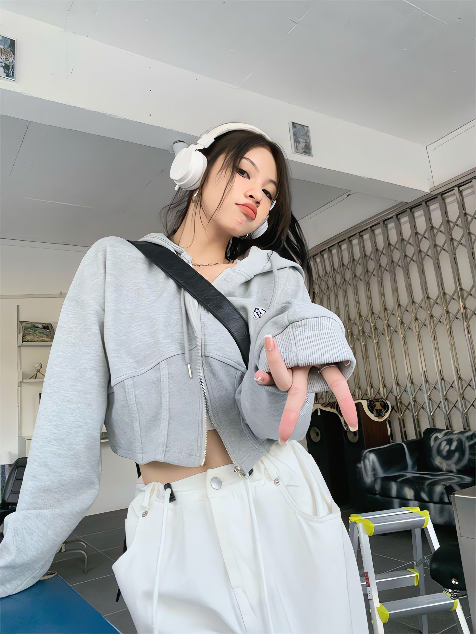 Soft Girl Cropped Hoodie - KAYSMAR