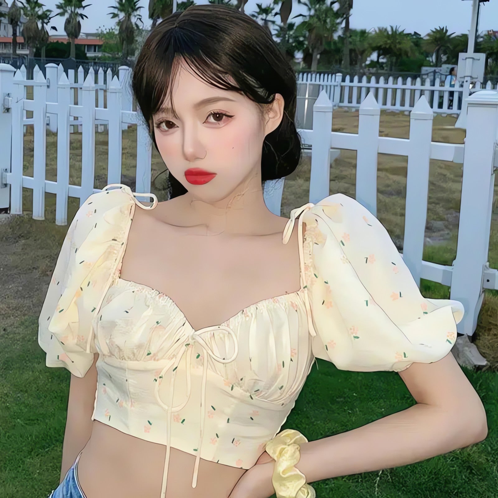 Soft Girl Floral Puff Sleeve Crop Top - KAYSMAR