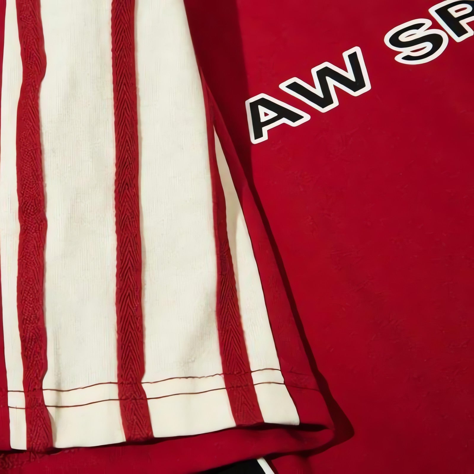 Spiky Head Tee - KAYSMAR