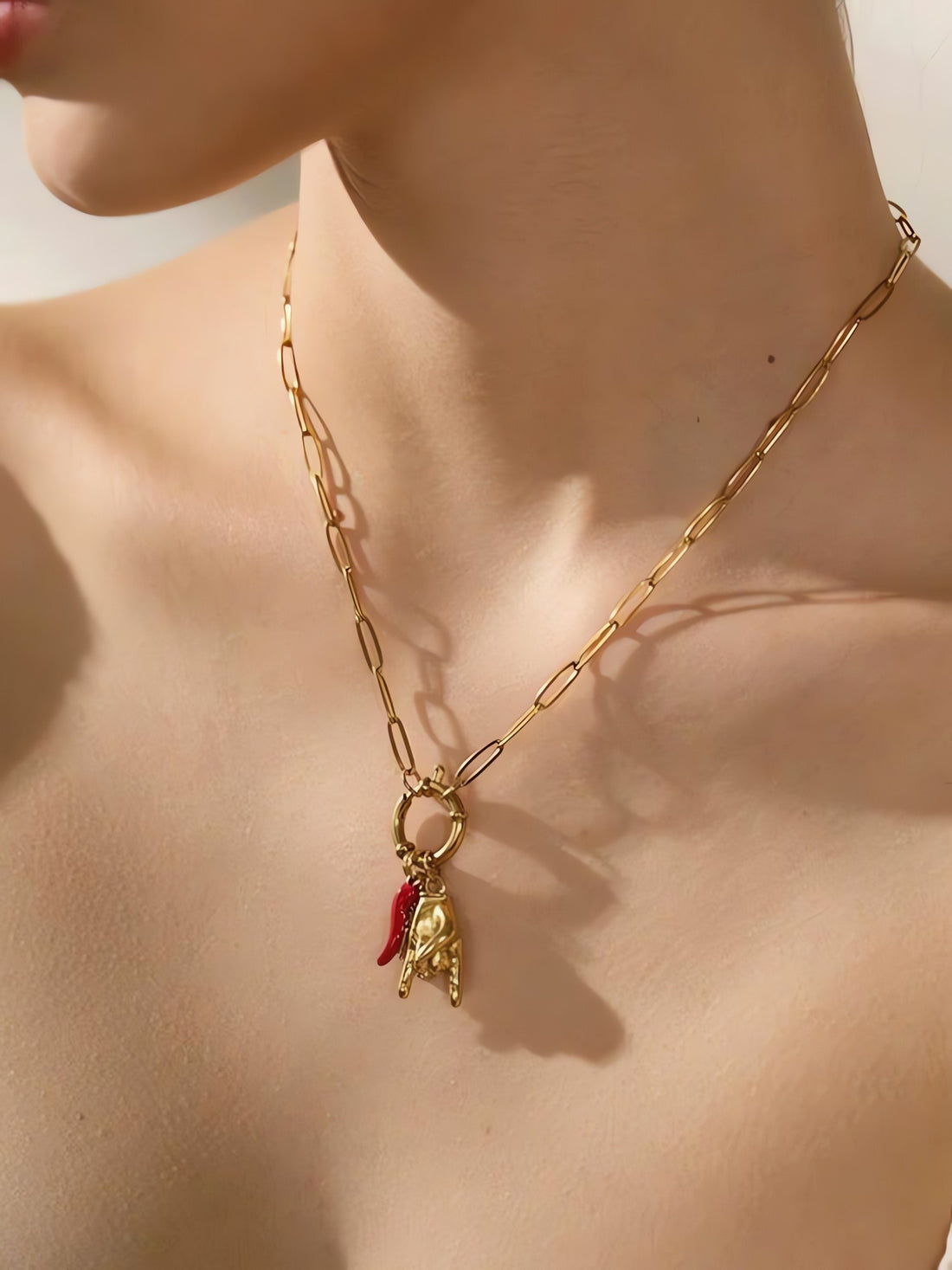 Three Charms Necklace & Bracelet Set - KAYSMAR