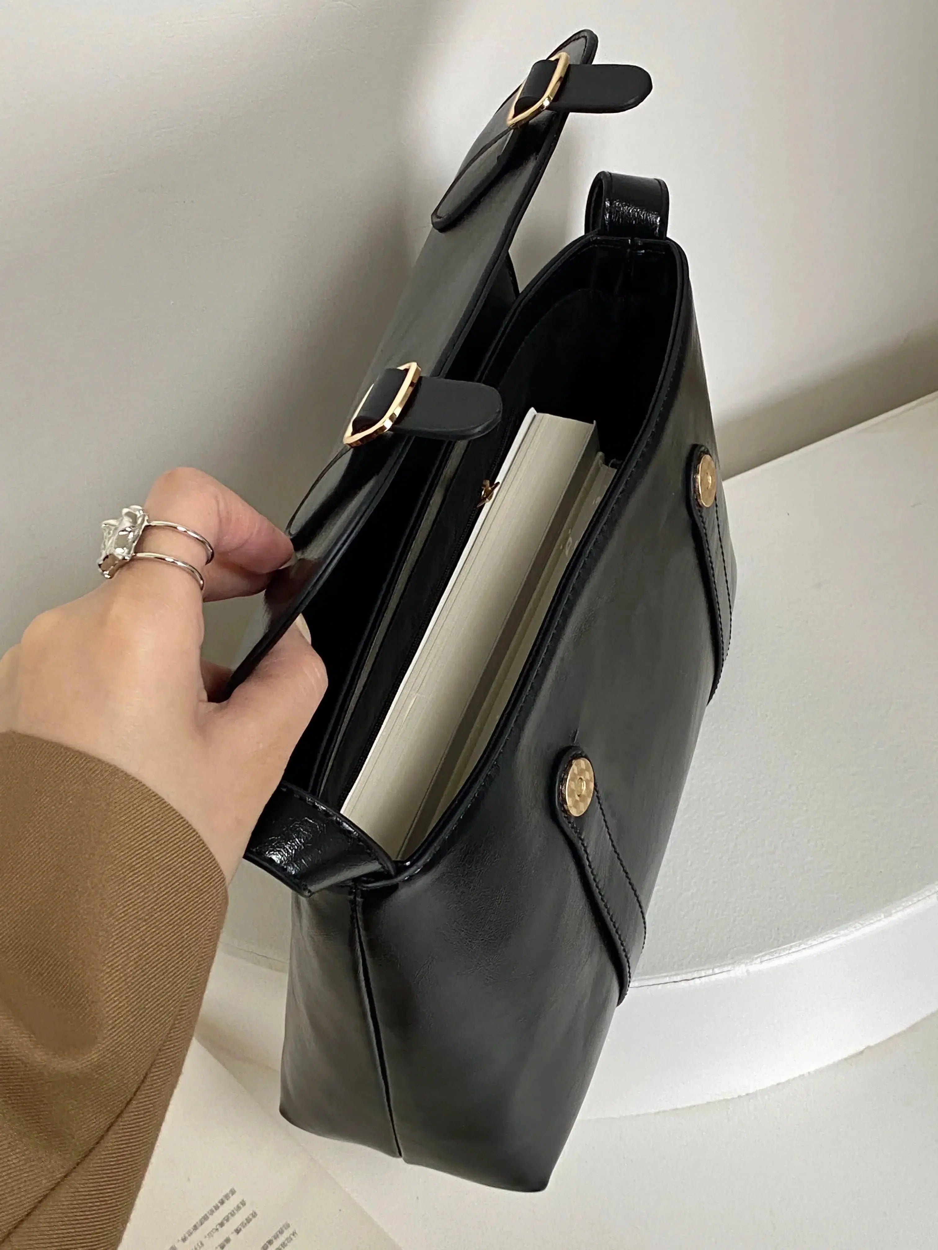 Vintage Faux Leather Messenger Bag - KAYSMAR