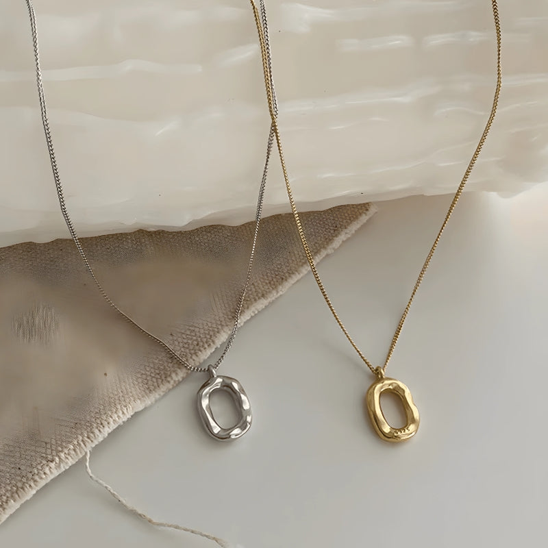 Wavy Ellipse Necklace - KAYSMAR