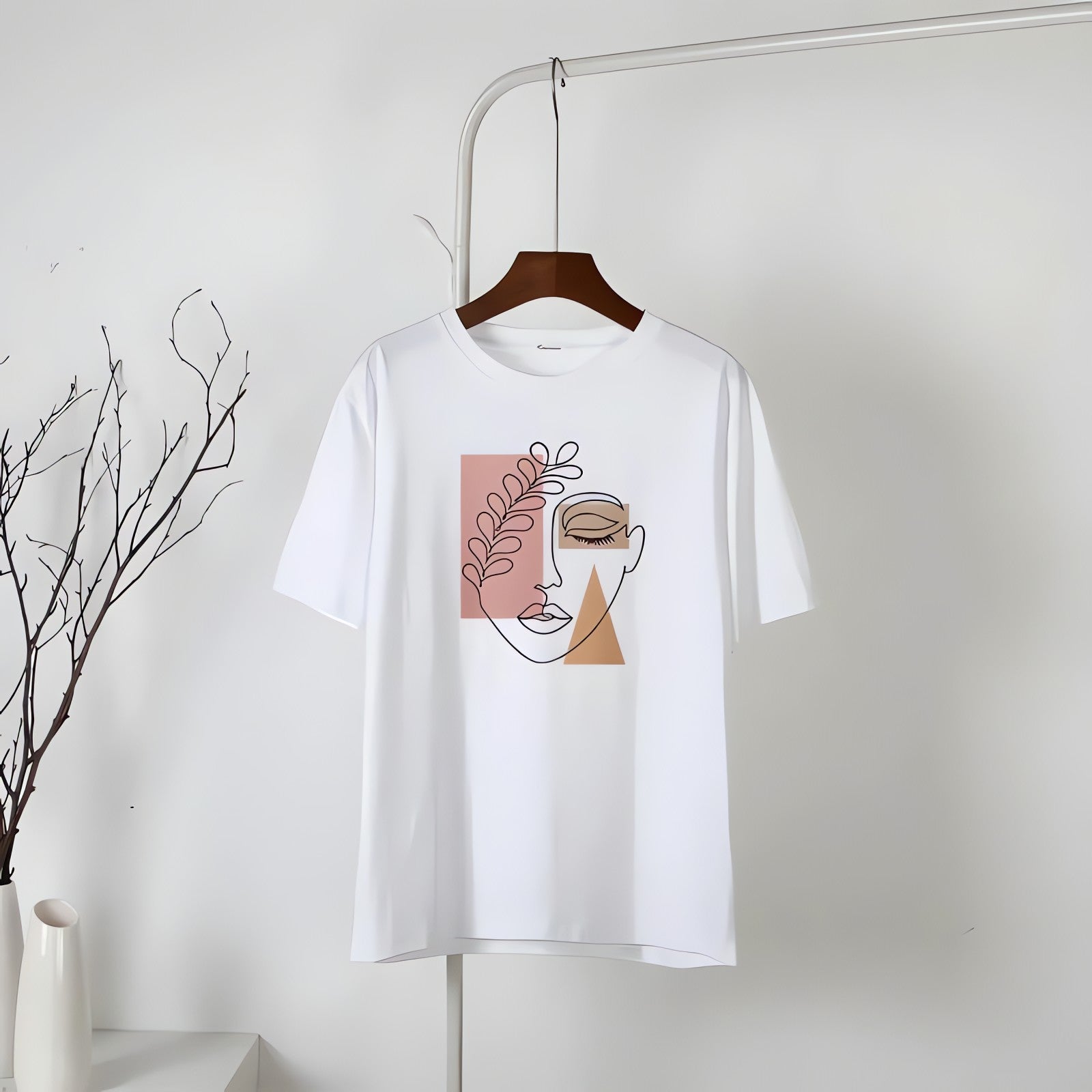 Woman Face Minimal Tee - KAYSMAR