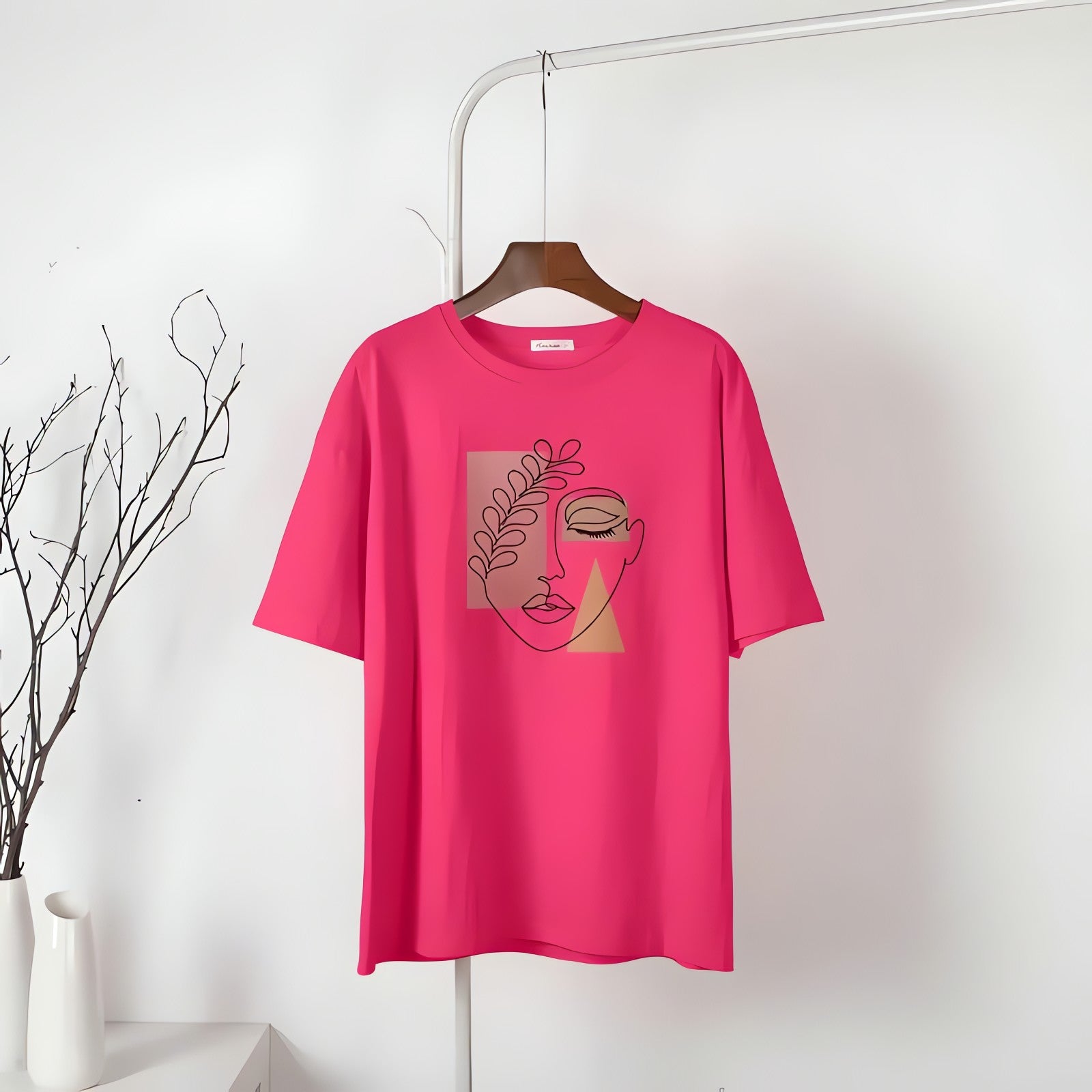 Woman Face Minimal Tee - KAYSMAR