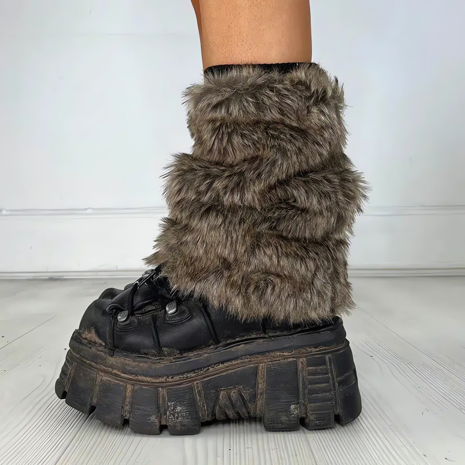 Y2K Grunge Faux Fur Leg Warmers - KAYSMAR