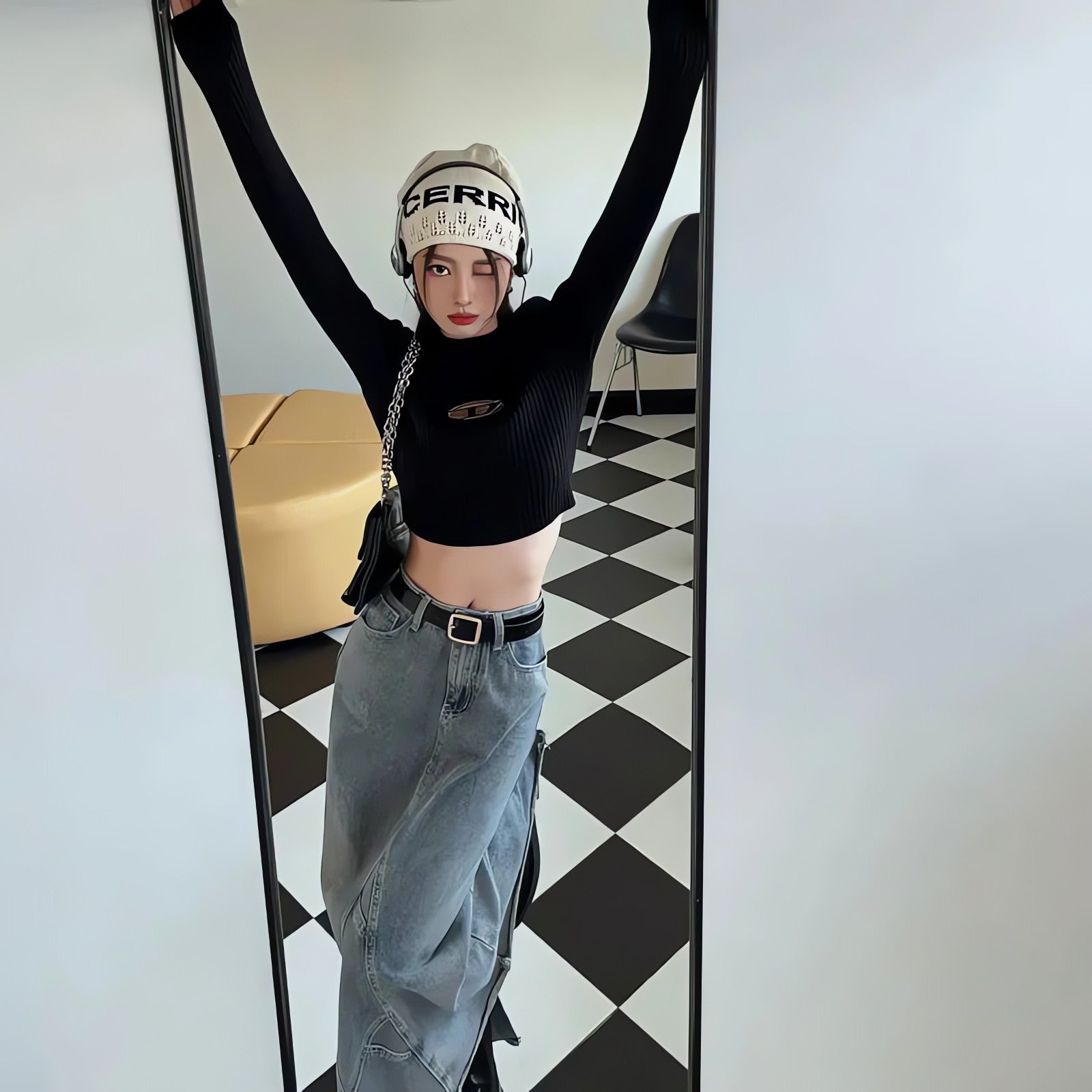 Y2K Ribbed Cropped Sweater - KAYSMAR