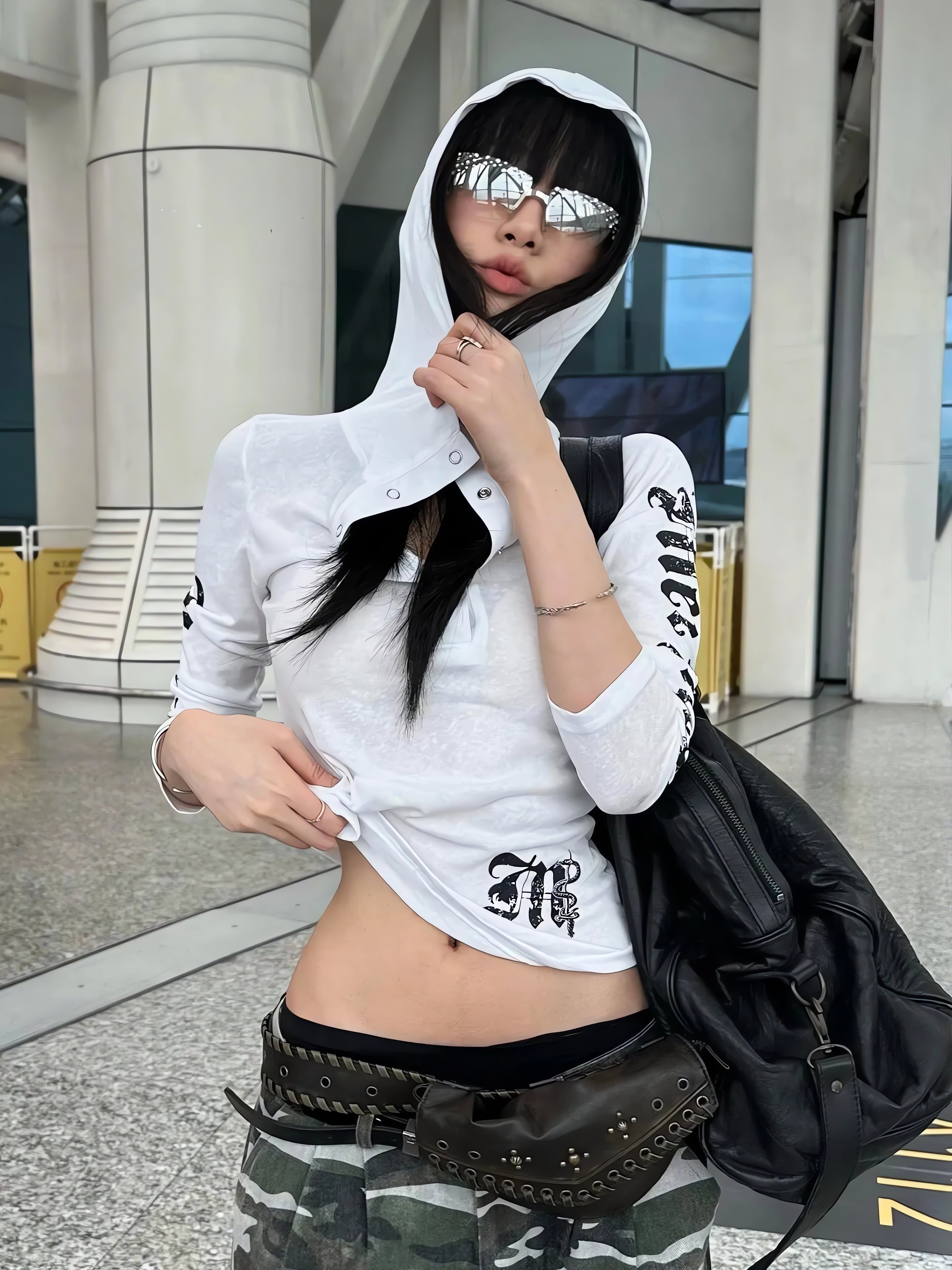 Acubi Hooded Graphic Top - KAYSMAR