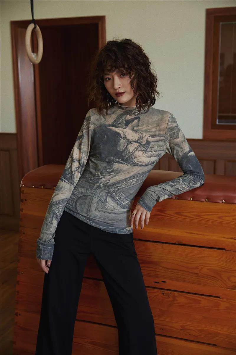 Baroque High Neck Fitted Top - KAYSMAR
