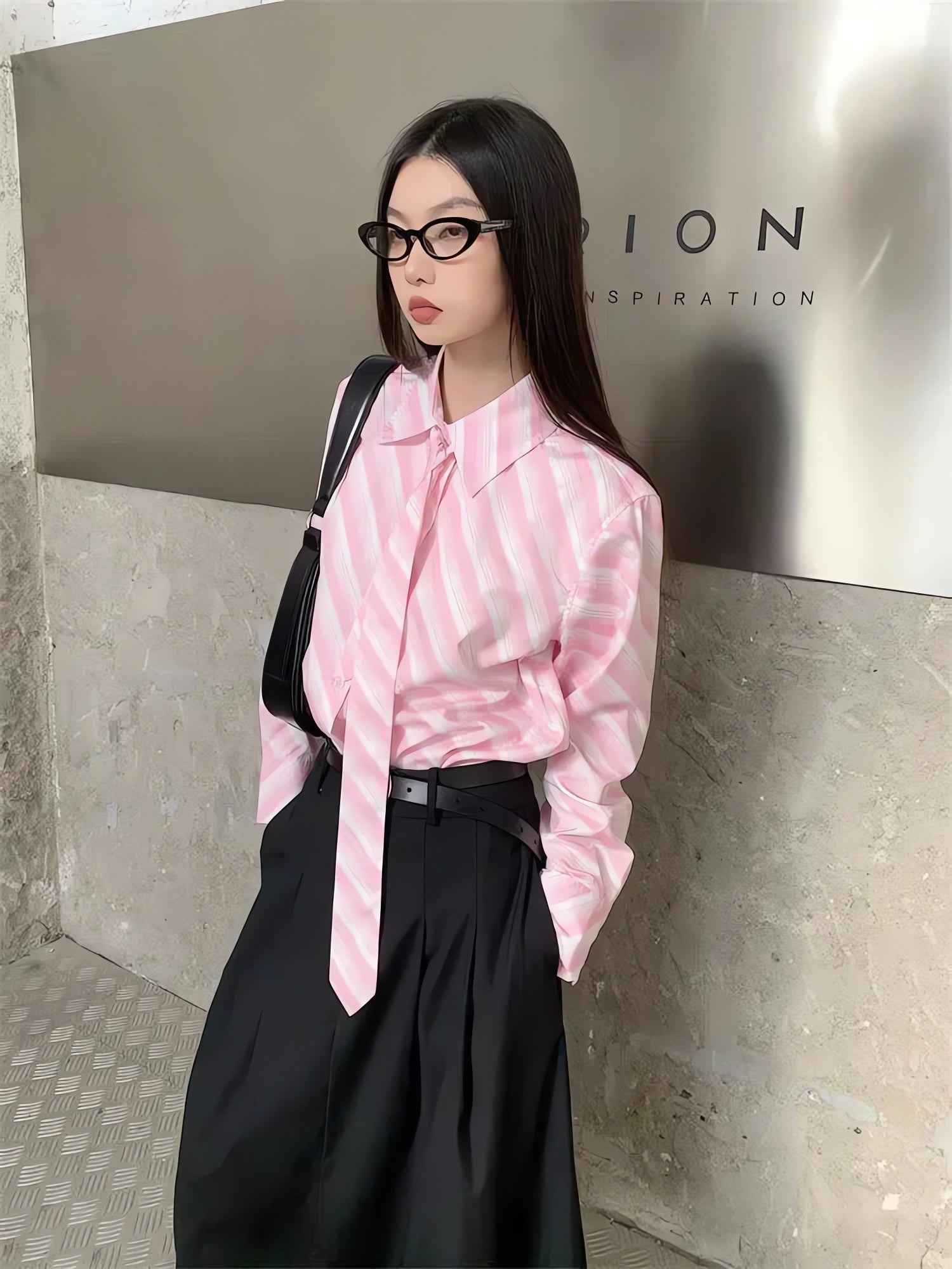 Button-Up Striped Shirt With Striped Tie - KAYSMAR