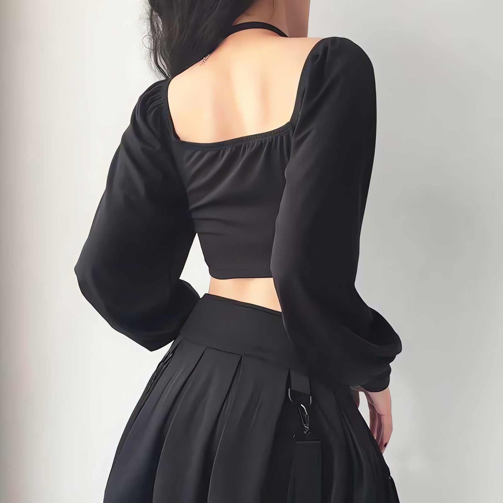 Chain Detailed Square Neck Crop Top - KAYSMAR