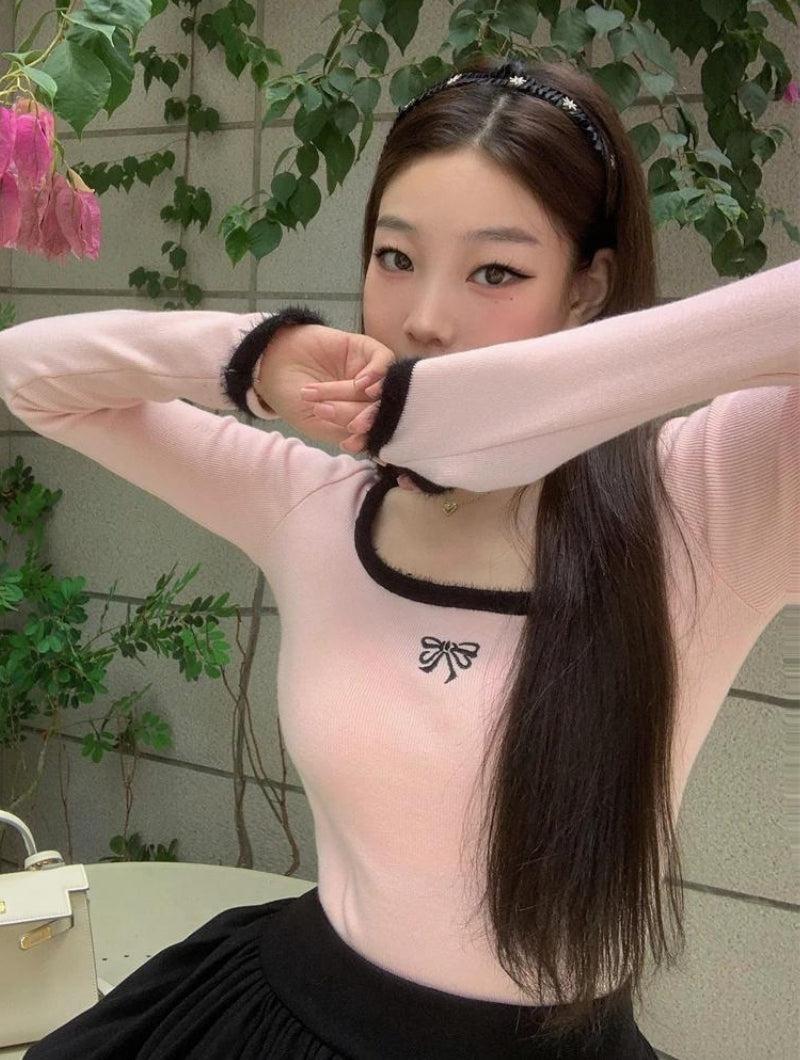 Coquette Bow Fluffy Neck Top - KAYSMAR