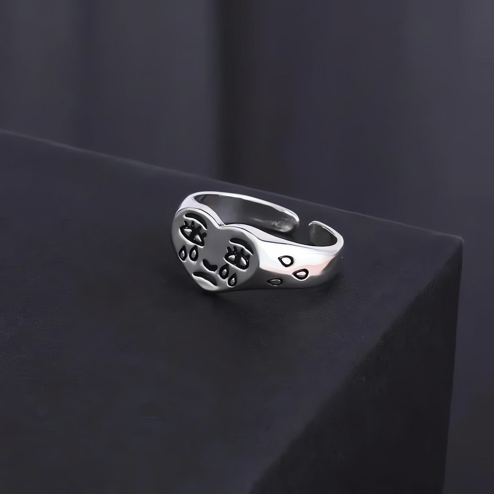 Crying Heart Ring - KAYSMAR