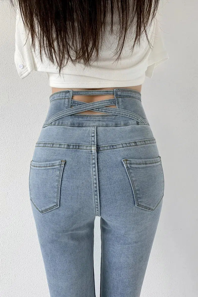 Cut Out Cross Waistband Skinny Jeans - KAYSMAR
