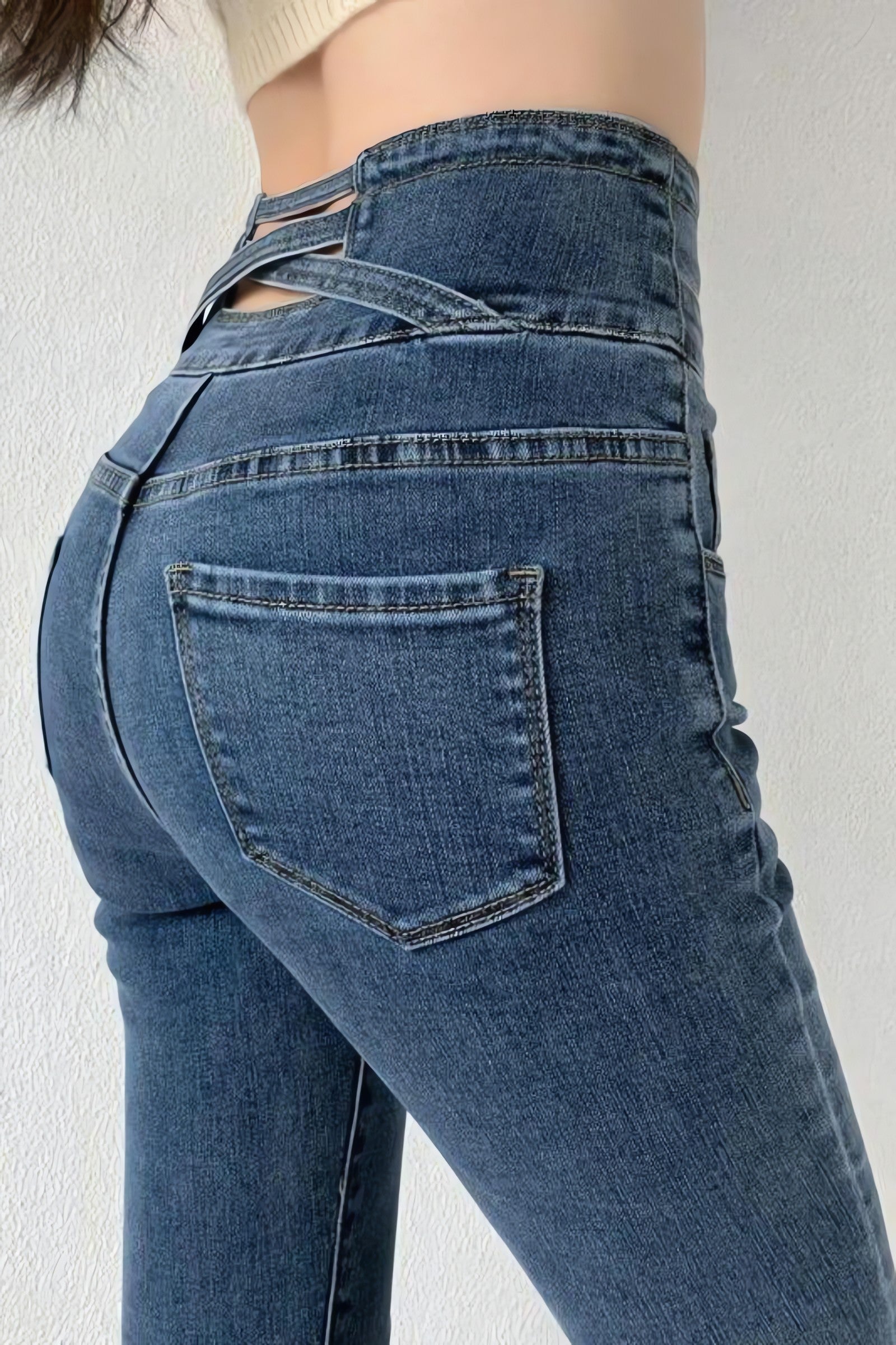 Cut Out Cross Waistband Skinny Jeans - KAYSMAR