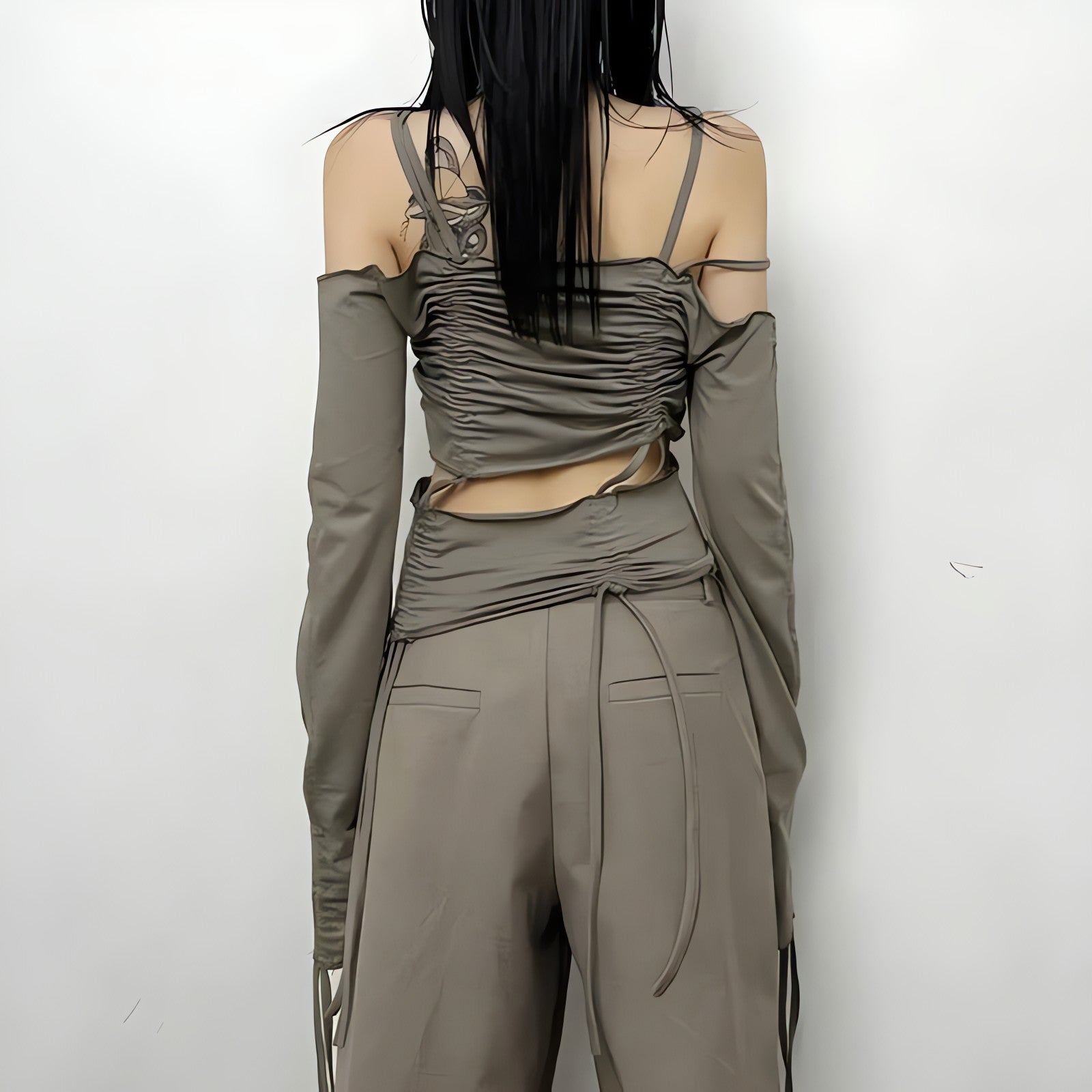 Cut-Out Ruched Long Sleeve Top - KAYSMAR
