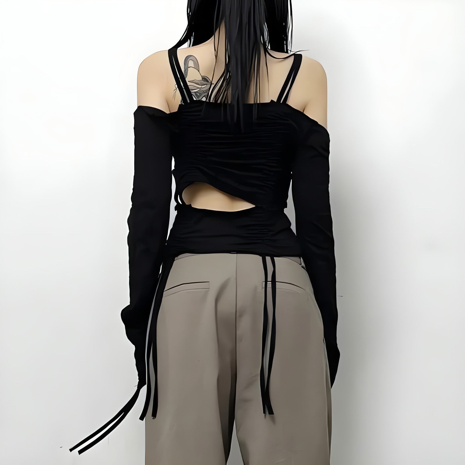 Cut-Out Ruched Long Sleeve Top - KAYSMAR