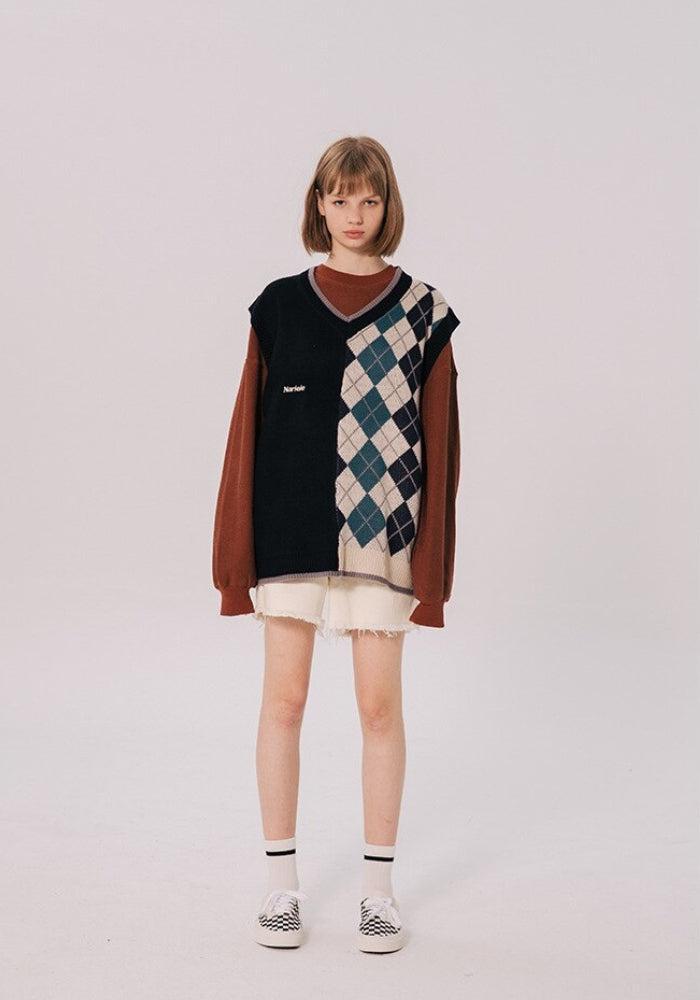 Dark Academia Half Argyle Sweater Vest - KAYSMAR