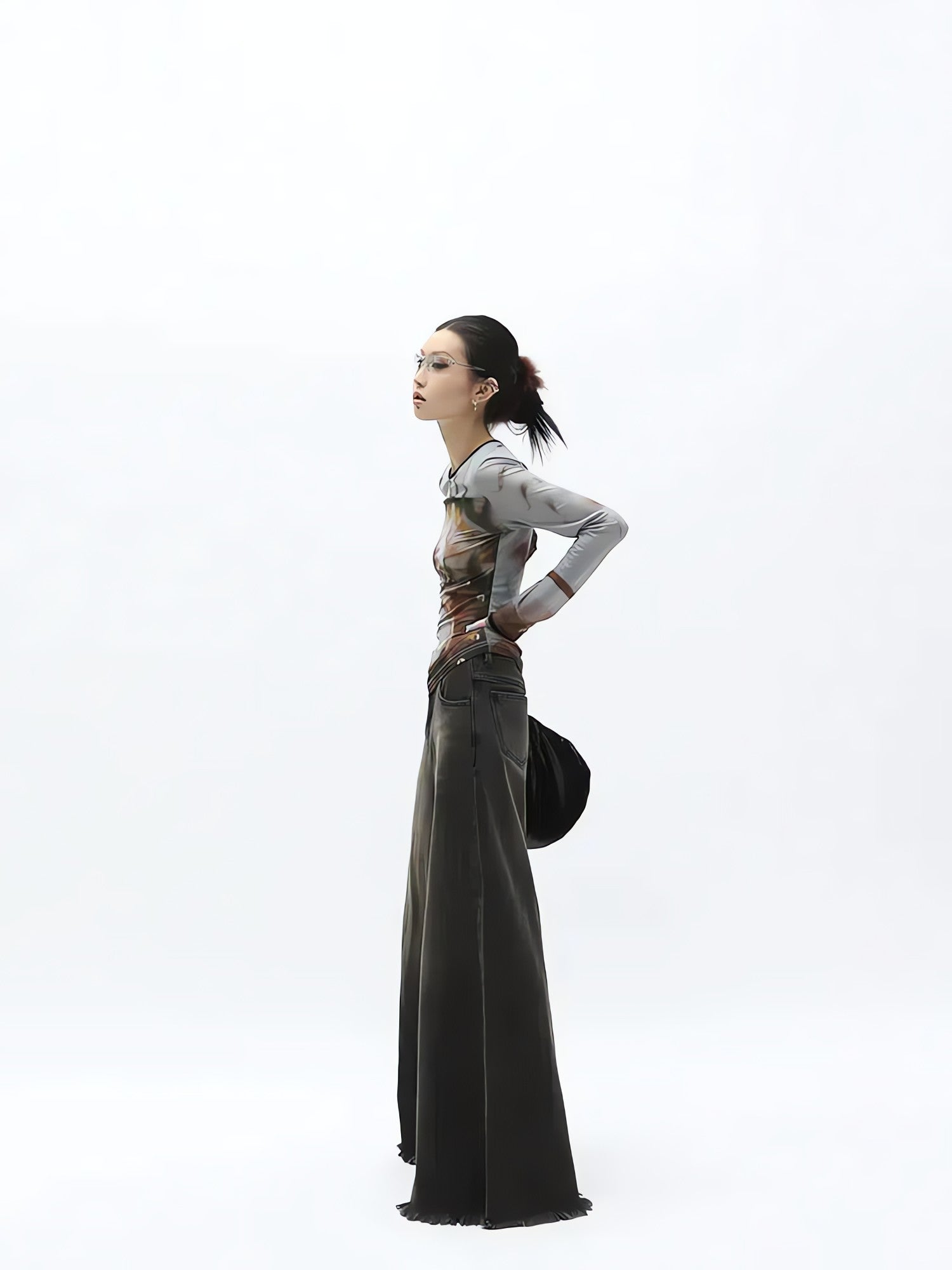 Dark Wash Distressed Wide Leg Jeans - KAYSMAR