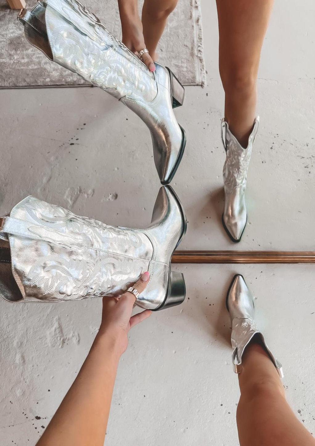 Disco Cowgirl Boots - KAYSMAR