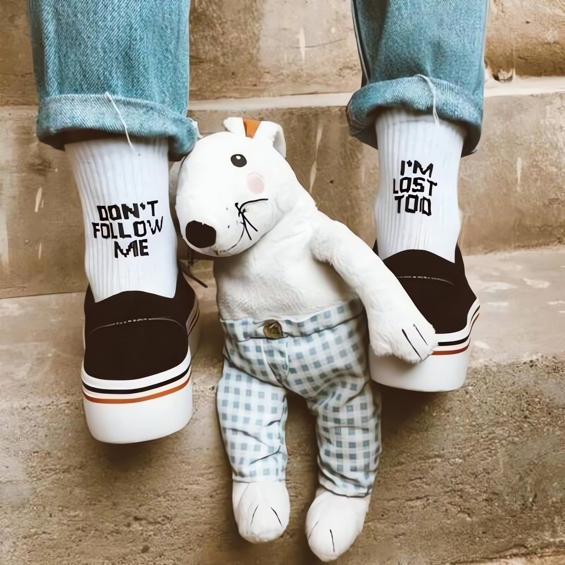 Don't Follow Me I'm Lost Too Socks - KAYSMAR