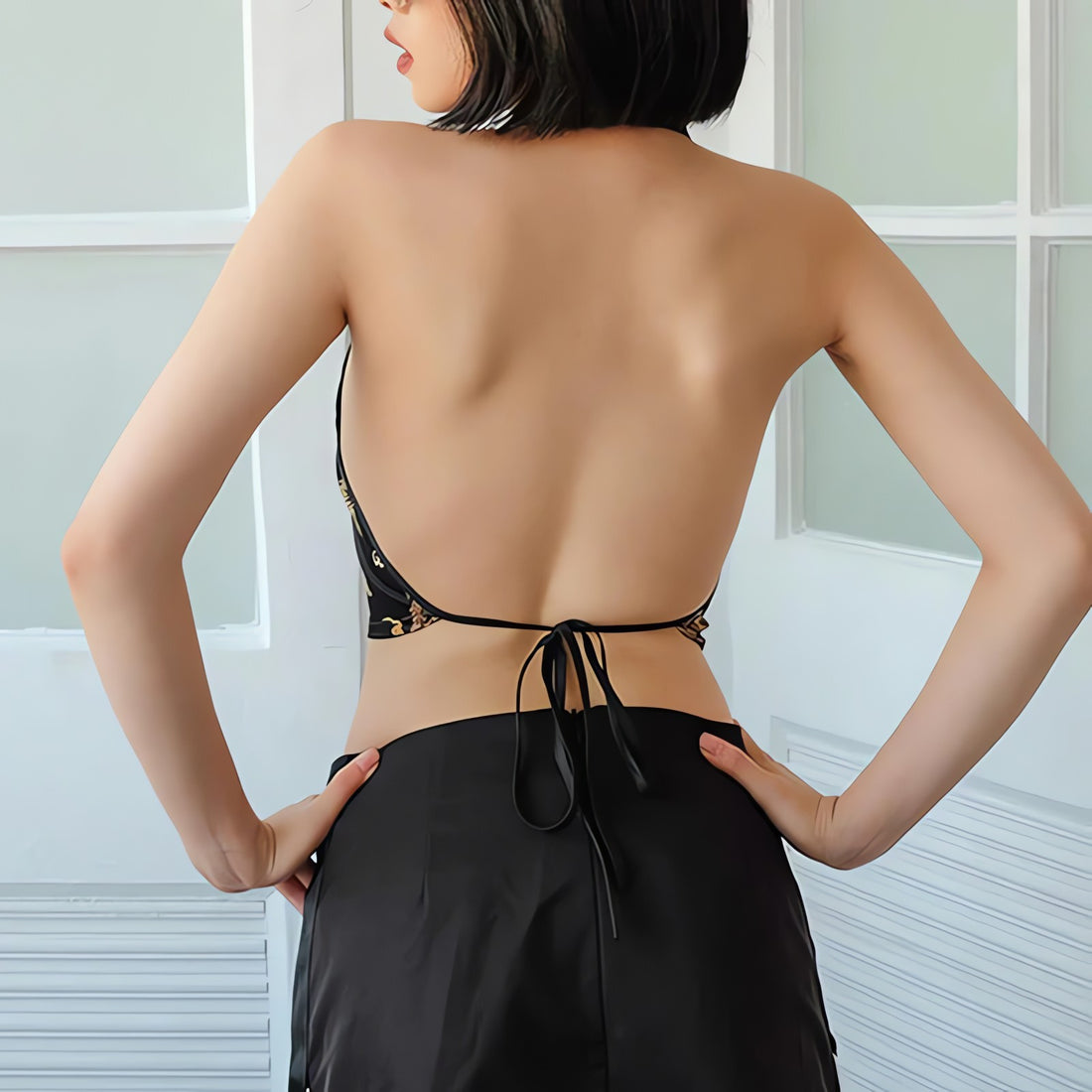 Dragon Backless Crop Top - KAYSMAR